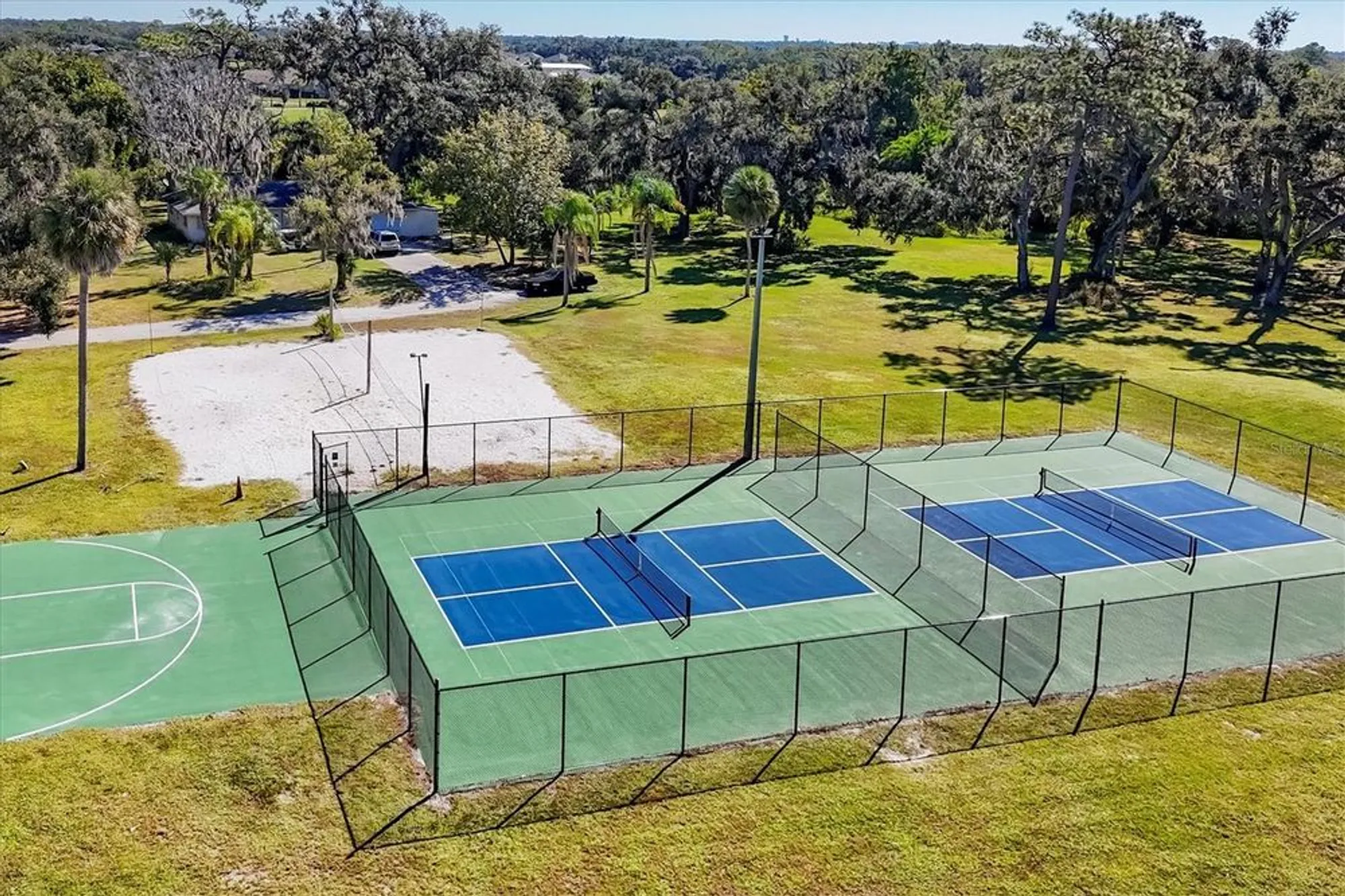 Property Slideshow image 30 of 34 | 1111 w faith cir apt 2004, Bradenton, FL, 34212