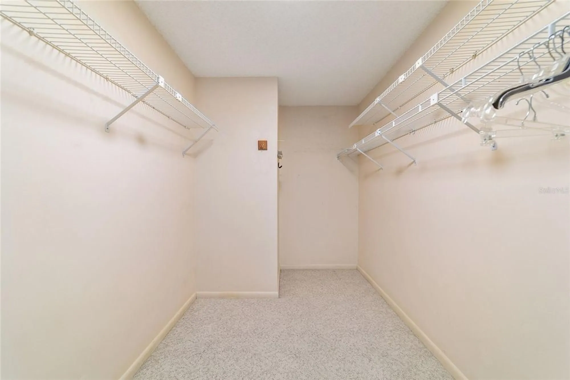 Property Slideshow image 20 of 32 | 8702 sw 93rd ln d, Ocala, FL, 34481