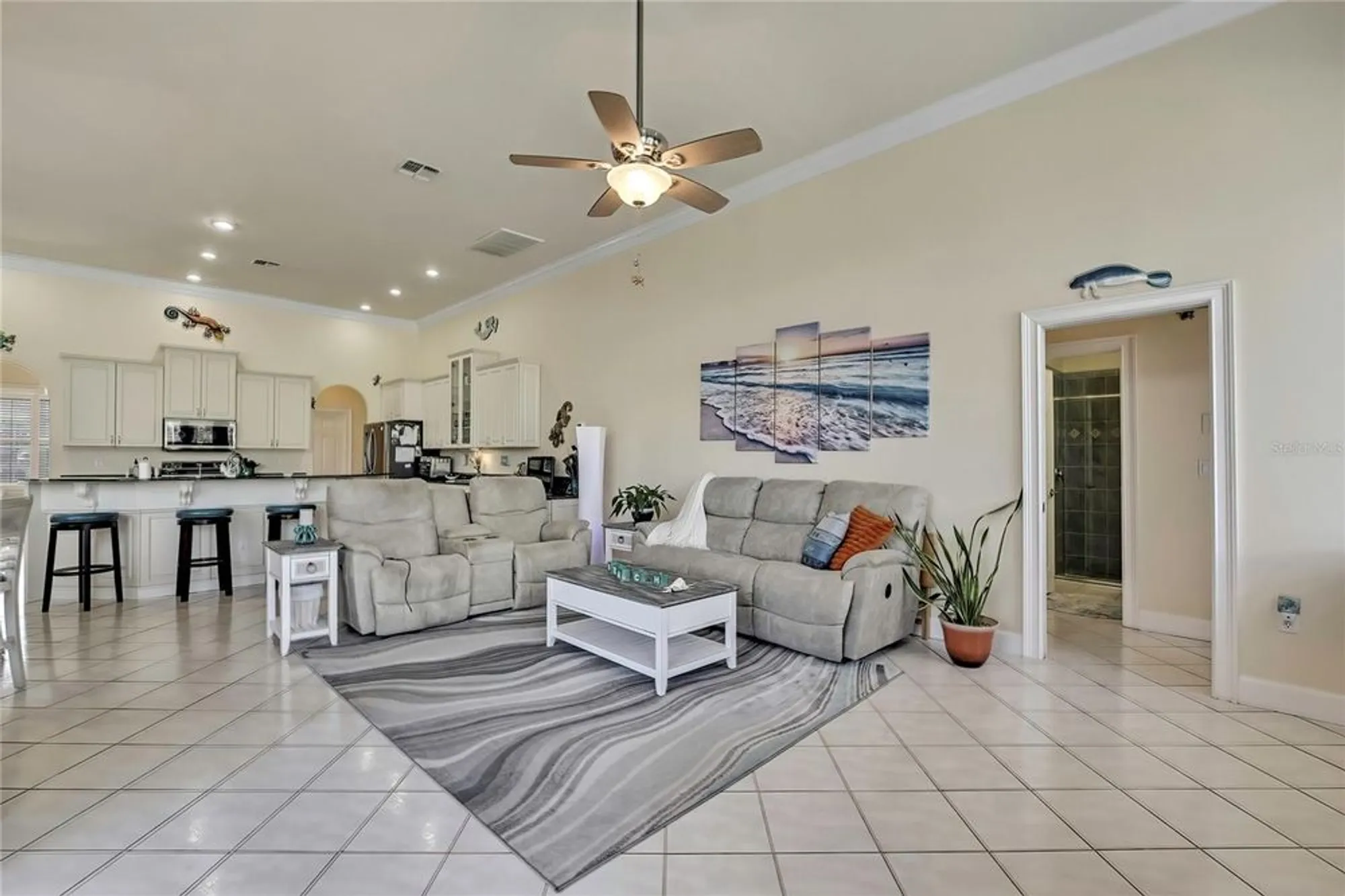 Property Slideshow image 17 of 62 | 9231 mississippi run, Weeki Wachee, FL, 34613