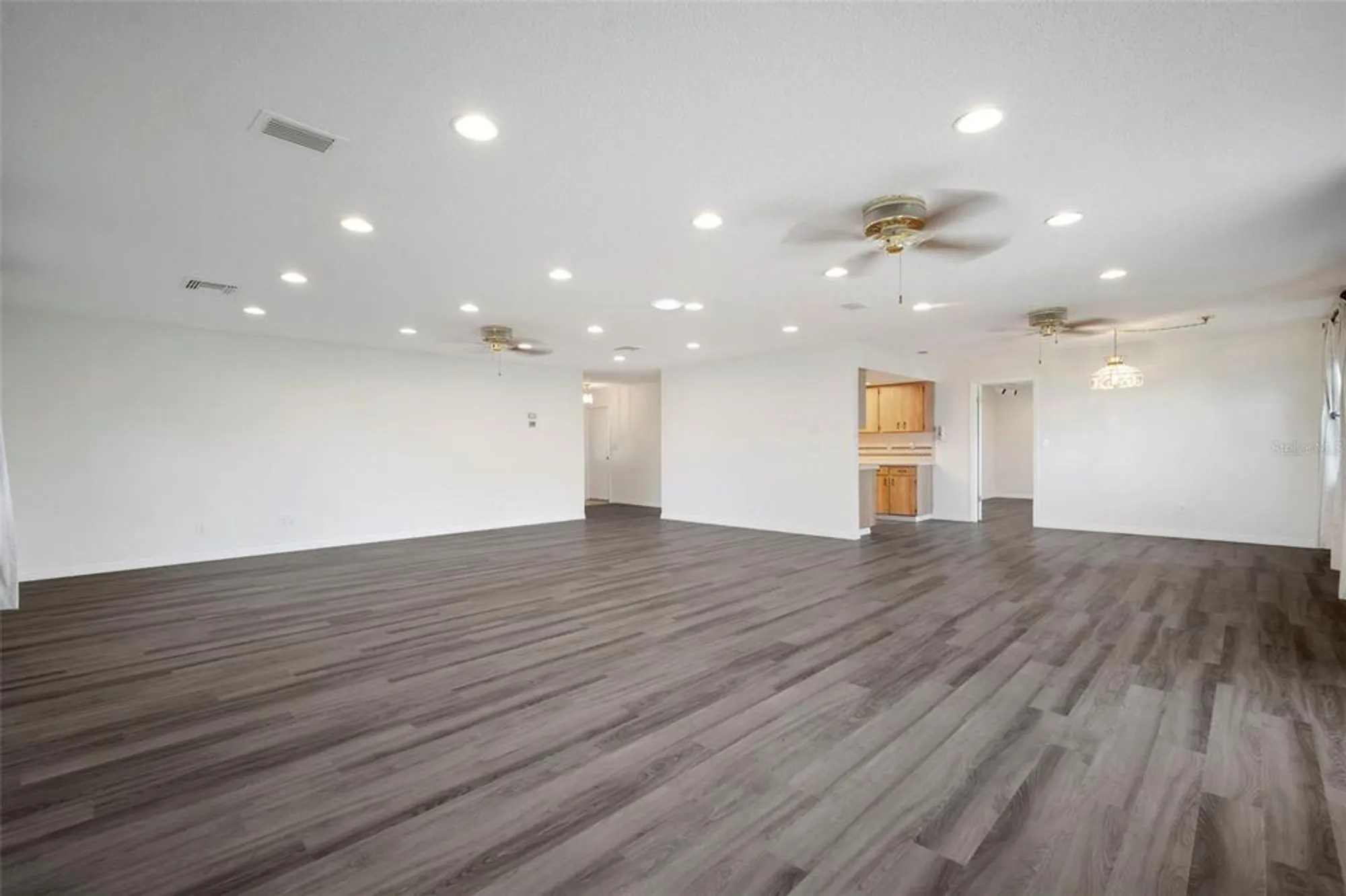 Property Slideshow image 12 of 53 | 1508 ingram dr # 20, Sun City Center, FL, 33573