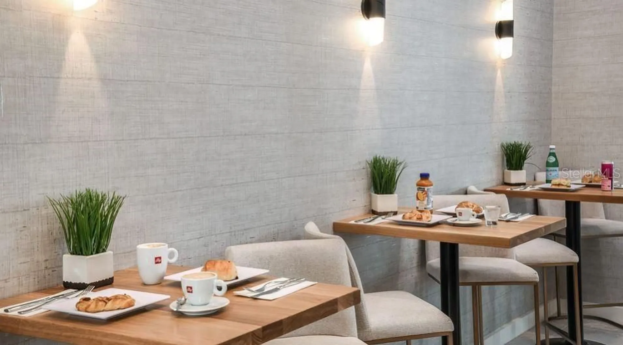 Property Slideshow image 33 of 43 | 29929 radice ct, Wesley Chapel, FL, 33543