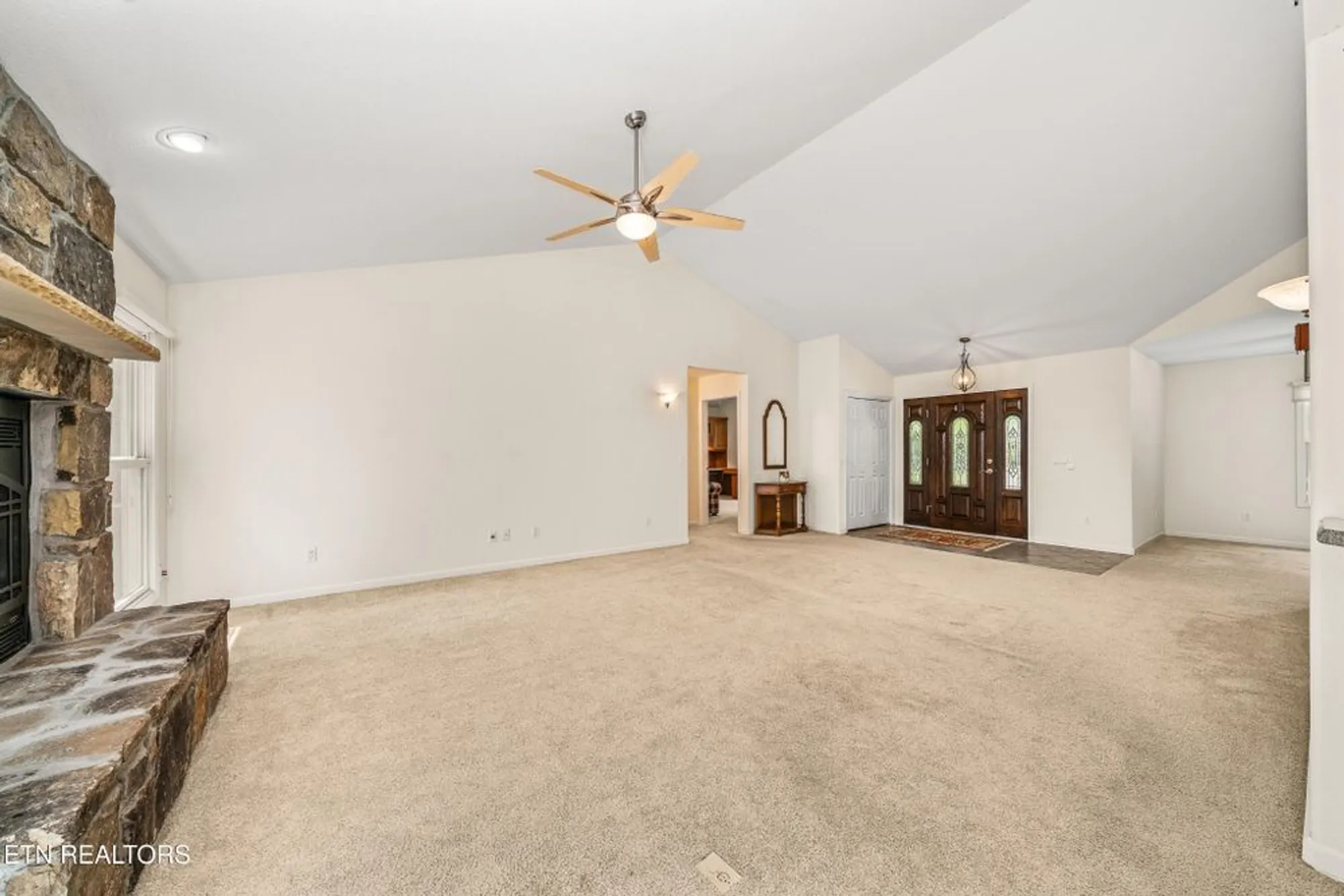 Property Slideshow image 9 of 42 | 55 loxley ln, Crossville, TN, 38558