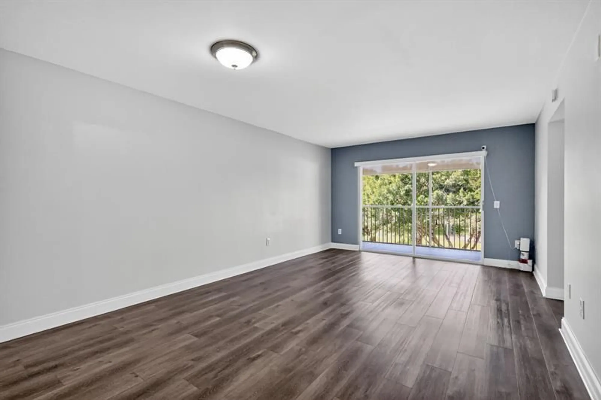 Property Slideshow image 19 of 39 | 1600 sw 127th way, Pembroke Pines, FL, 33027