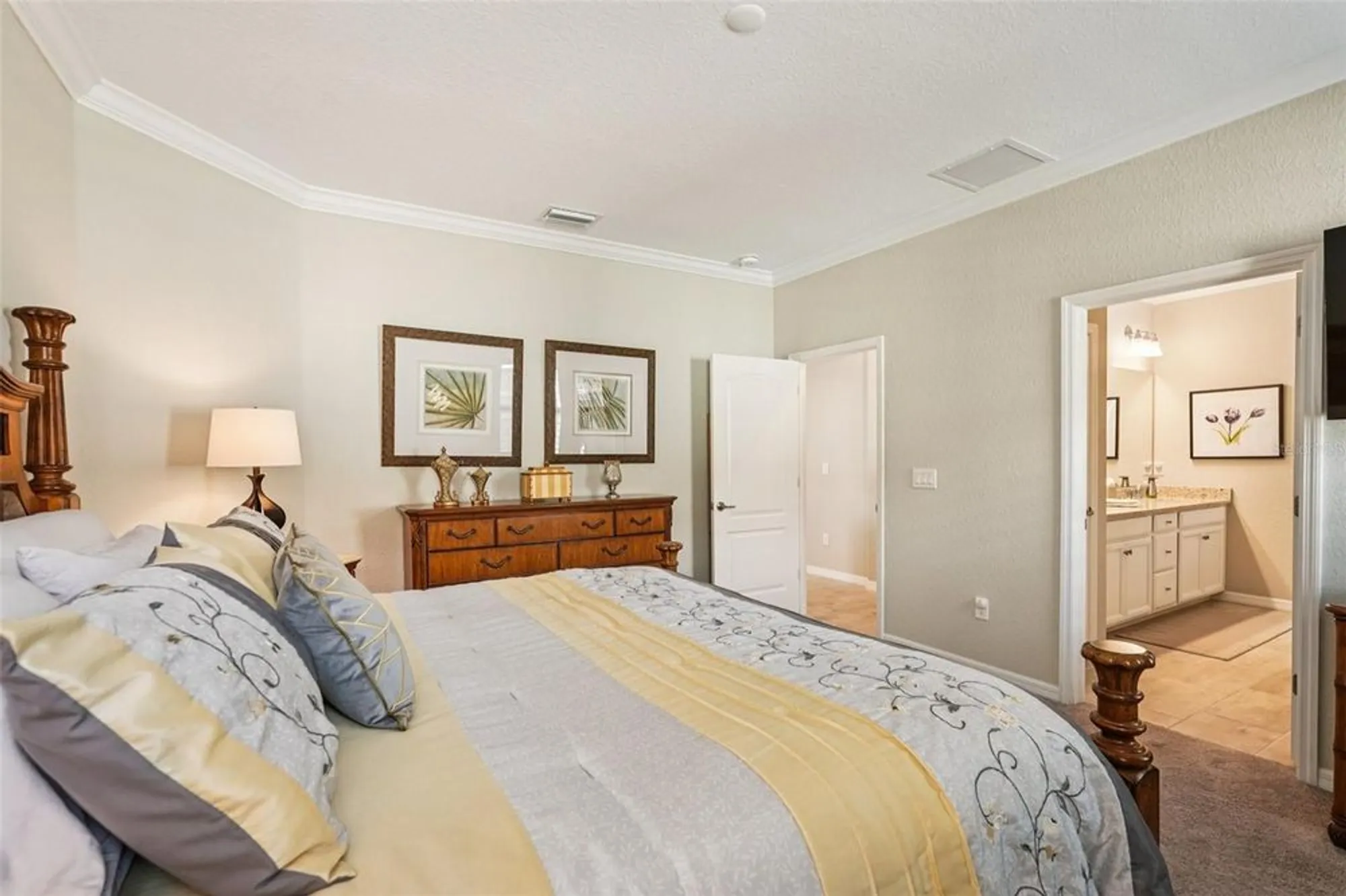 Property Slideshow image 27 of 68 | 24176 spartina dr, Venice, FL, 34293