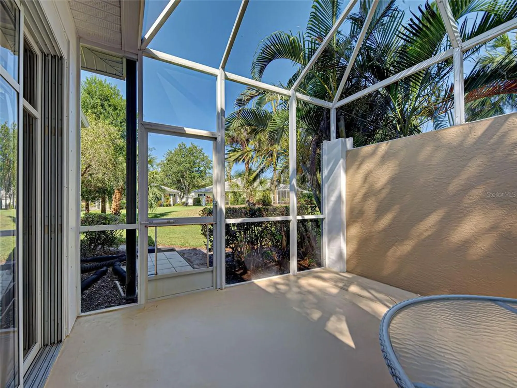 Property Slideshow image 42 of 54 | 912 barclay ct, Venice, FL, 34293