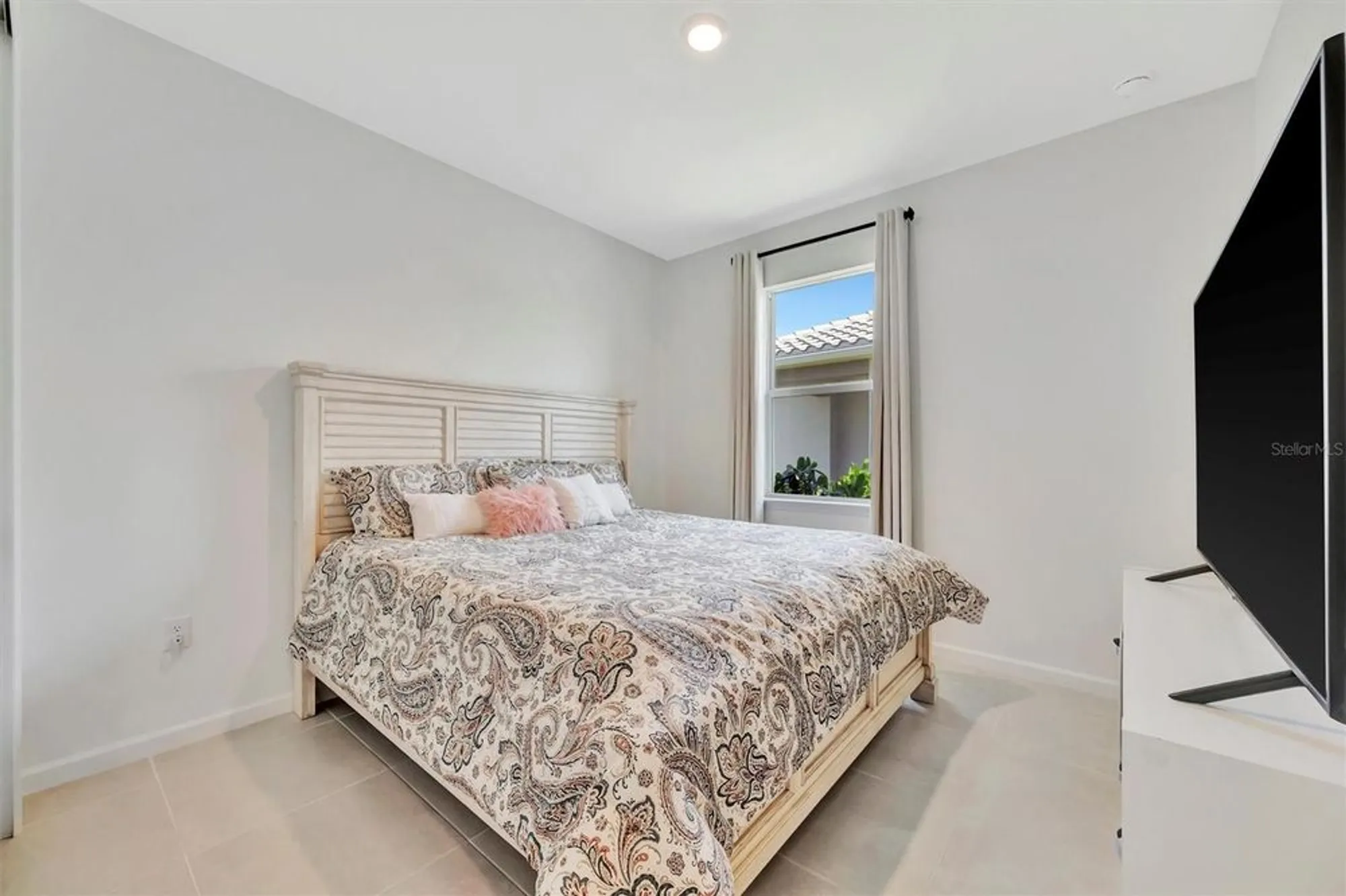 Property Slideshow image 35 of 75 | 10367 abaco falls dr, Englewood, FL, 34223