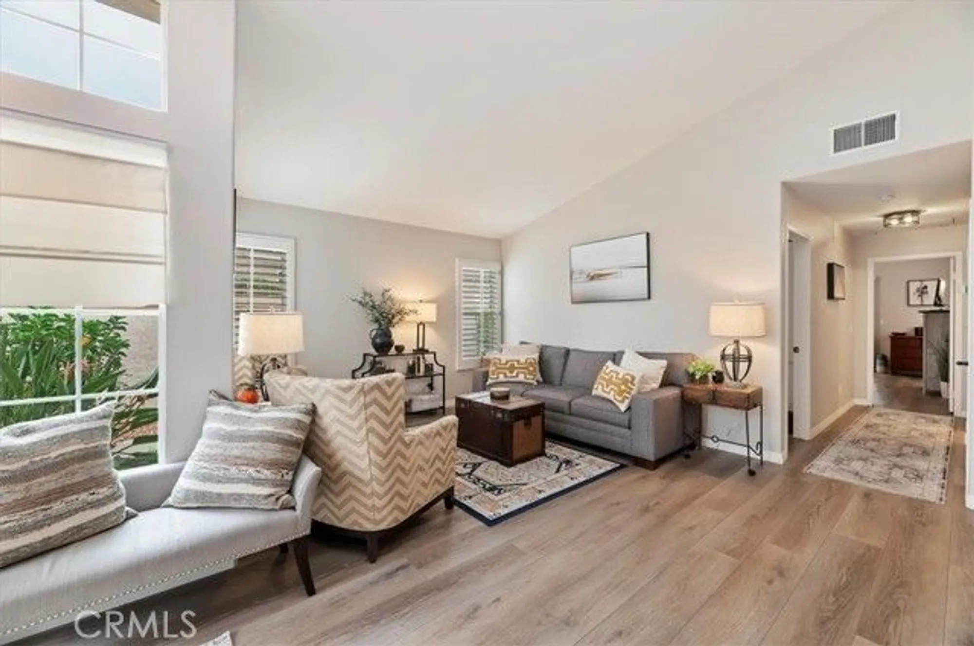 Property Slideshow image 9 of 59 | 23975 via pamilla, Murrieta, CA, 92562