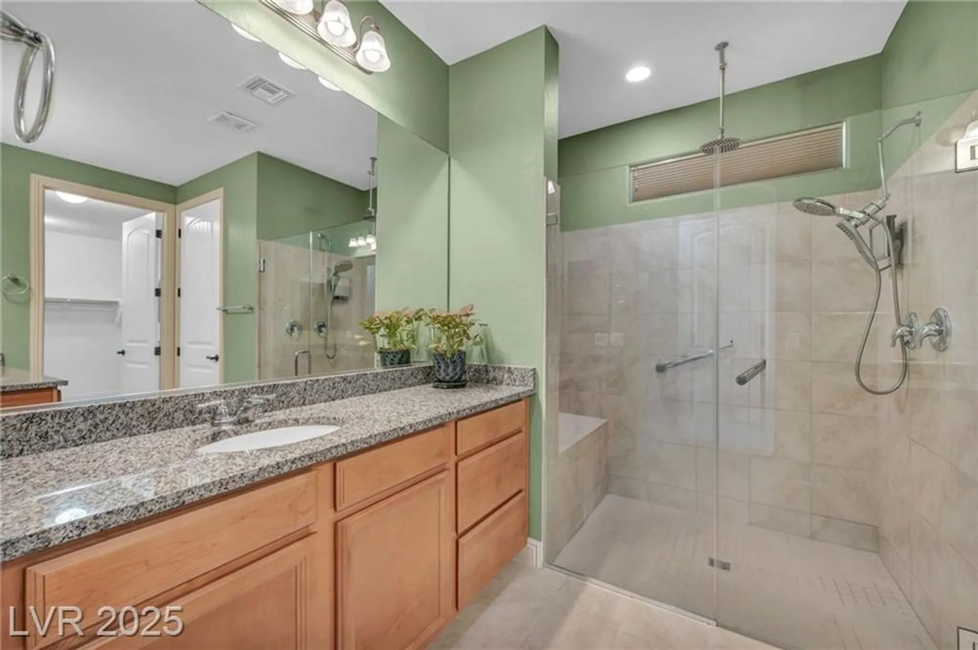 Property Slideshow image 27 of 83 | 906 majestic vw, Mesquite, NV, 89034