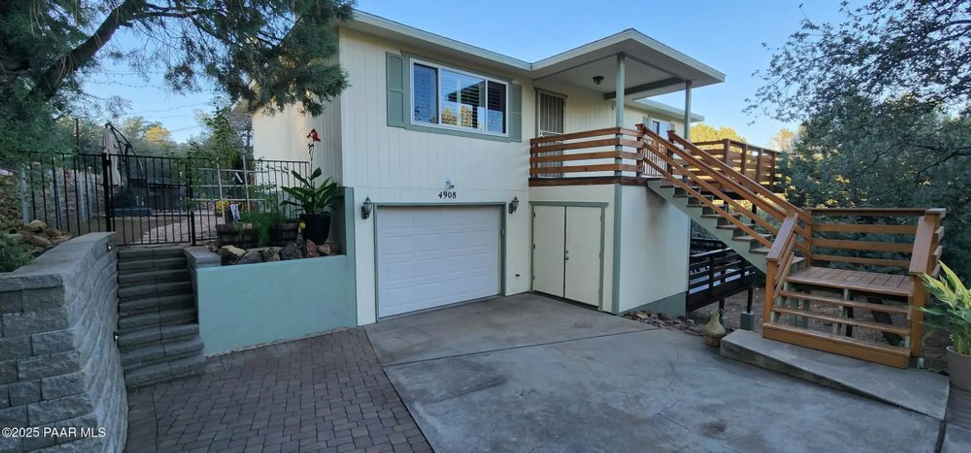 Property Slideshow image 1 of 39 | 4908 butterfly dr, Prescott, AZ, 86301