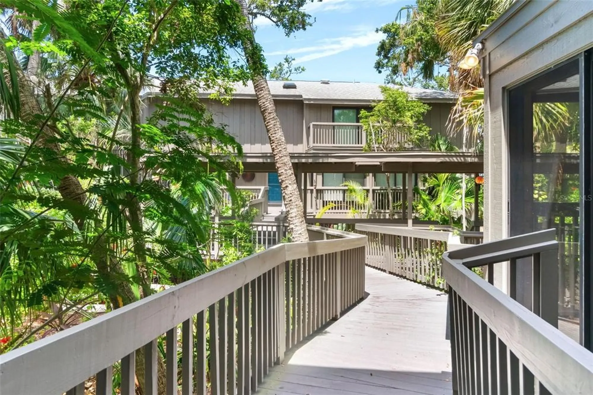 Property Slideshow image 4 of 69 | 1347 landings dr 6, Sarasota, FL, 34231