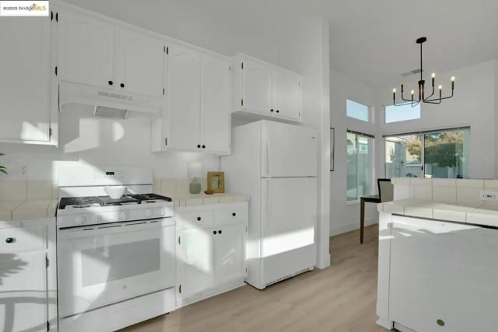 Property Slideshow image 11 of 44 | 1898 crispin dr, Brentwood, CA, 94513