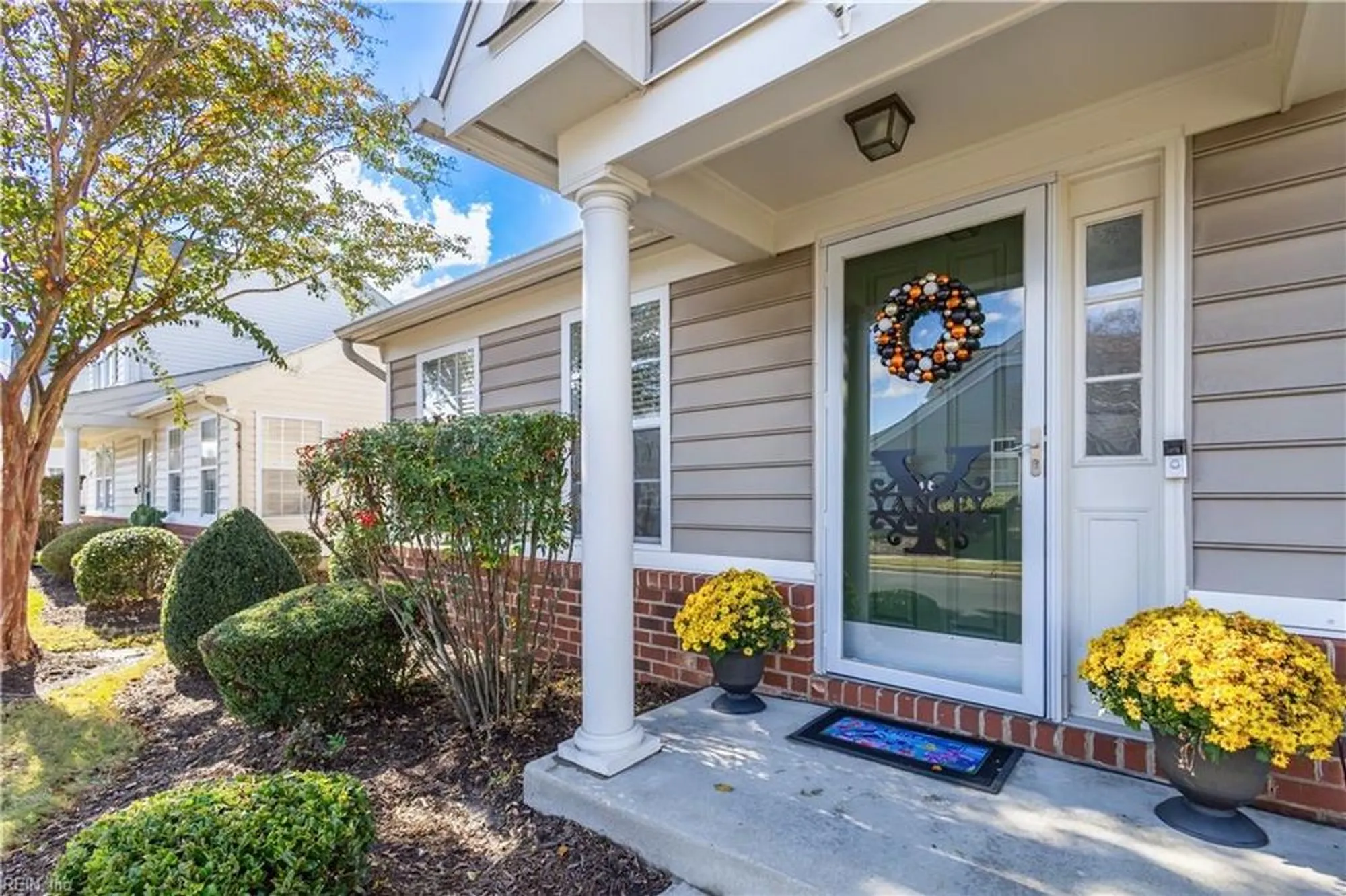 Property Slideshow image 10 of 45 | 1134 alexandria ln, Chesapeake, VA, 23320