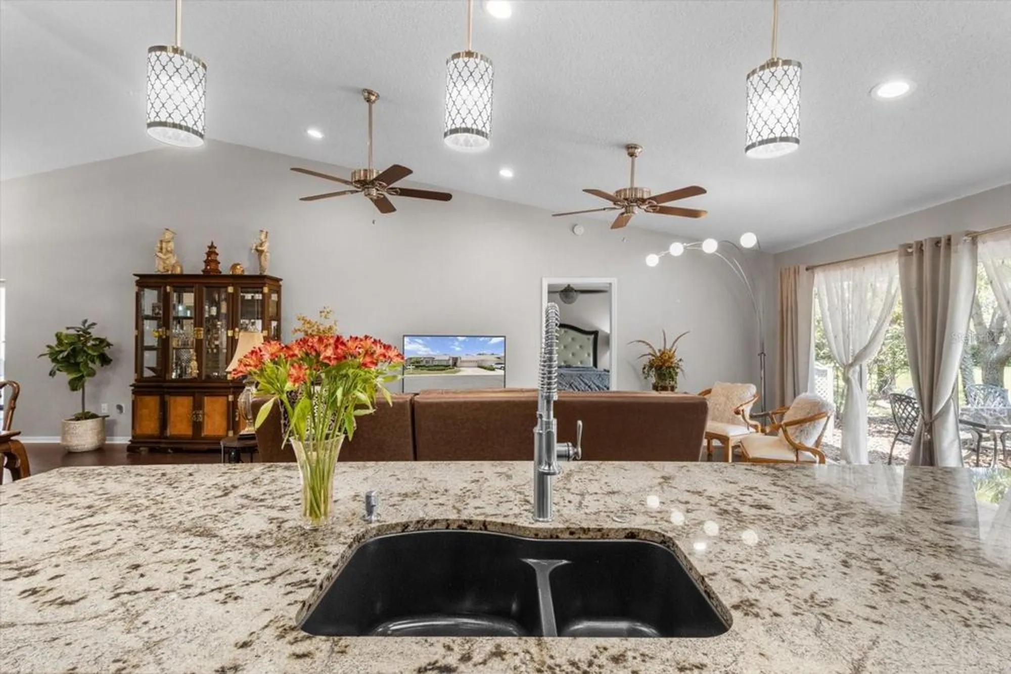 Property Slideshow image 13 of 34 | 1142 wolford dr, Trinity, FL, 34655