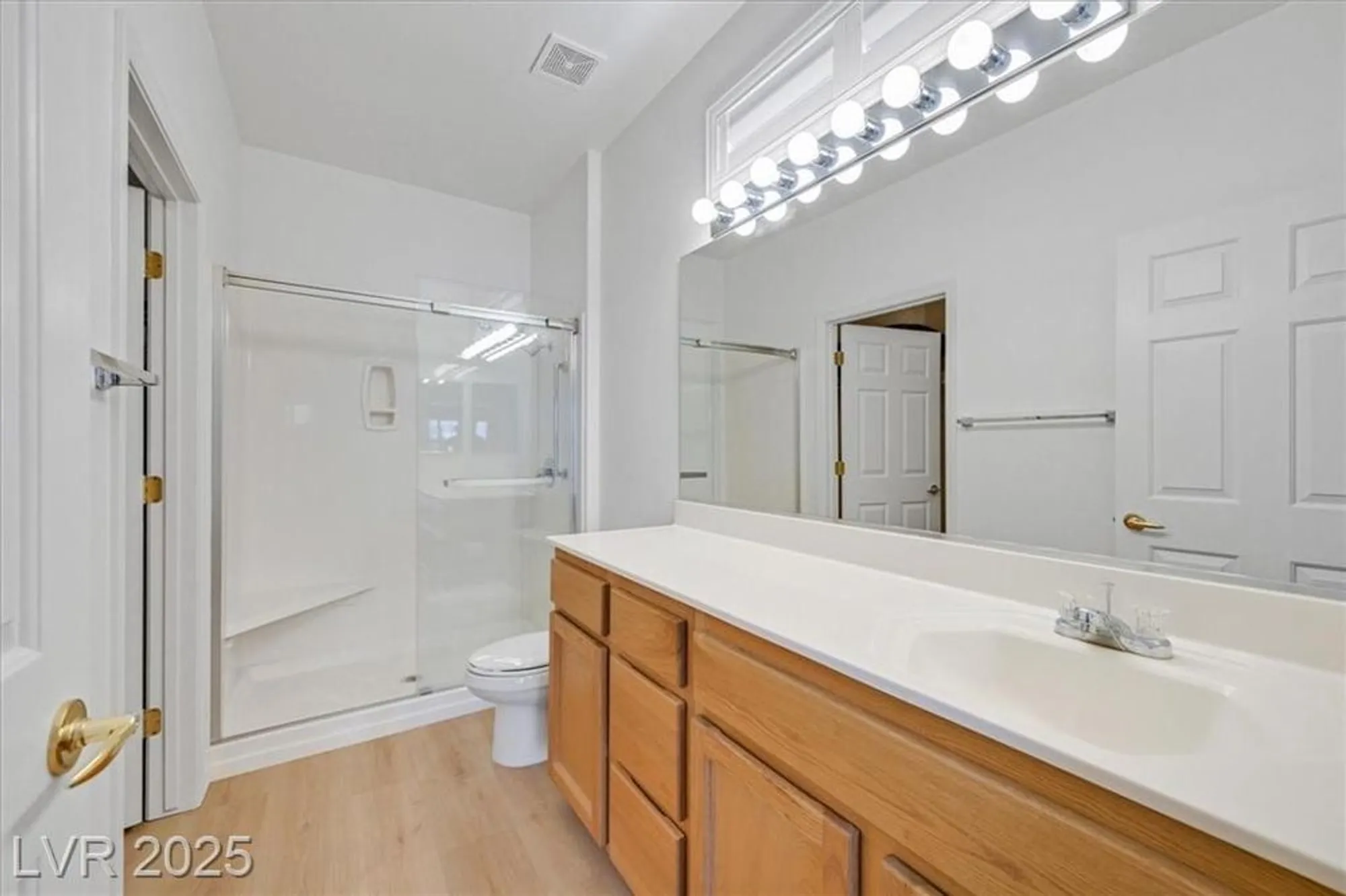 Property Slideshow image 15 of 34 | 2548 leighton ave, Henderson, NV, 89052