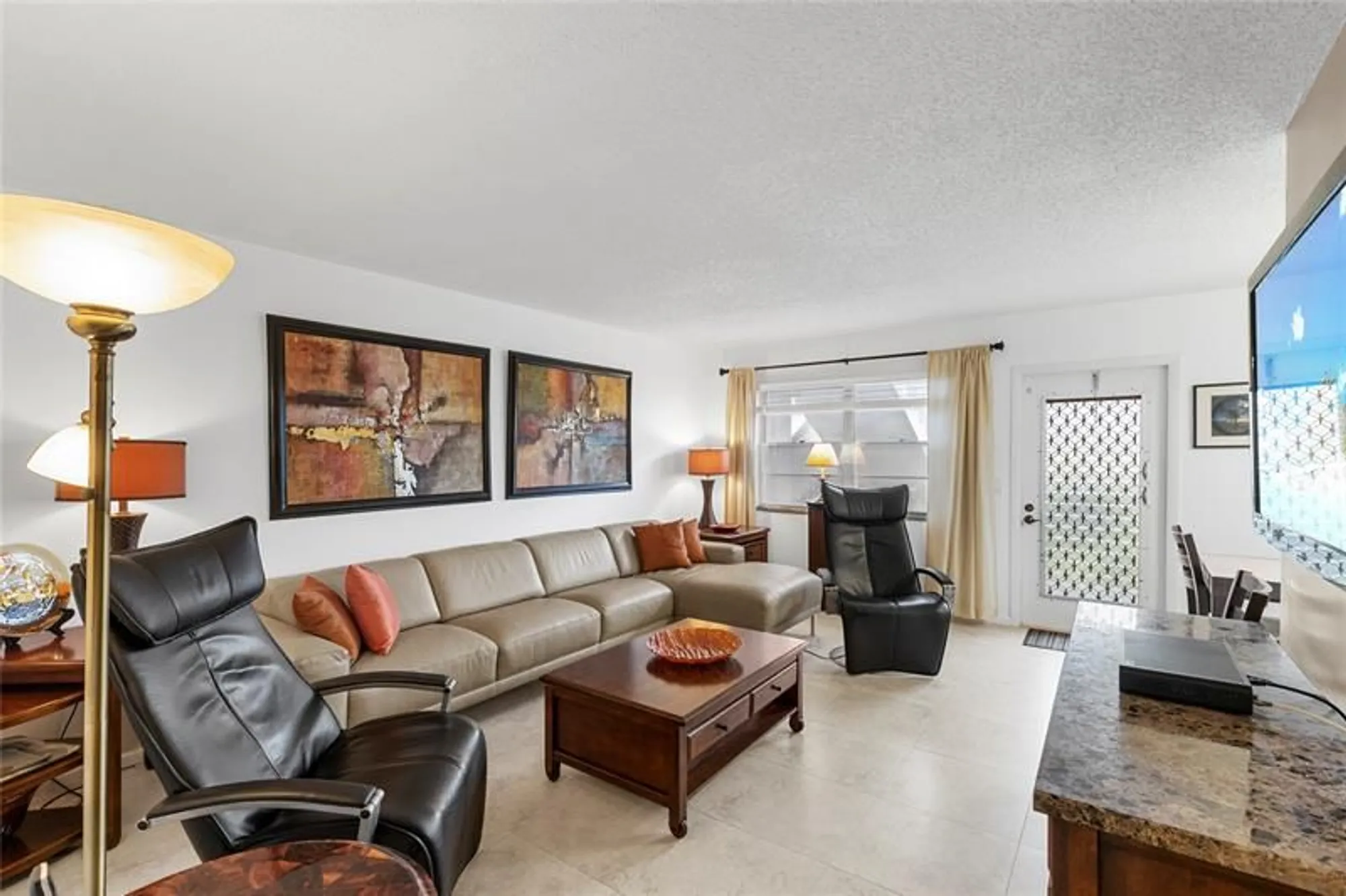 Property Slideshow image 10 of 60 | 210 oakridge n # 210, Deerfield Beach, FL, 33442