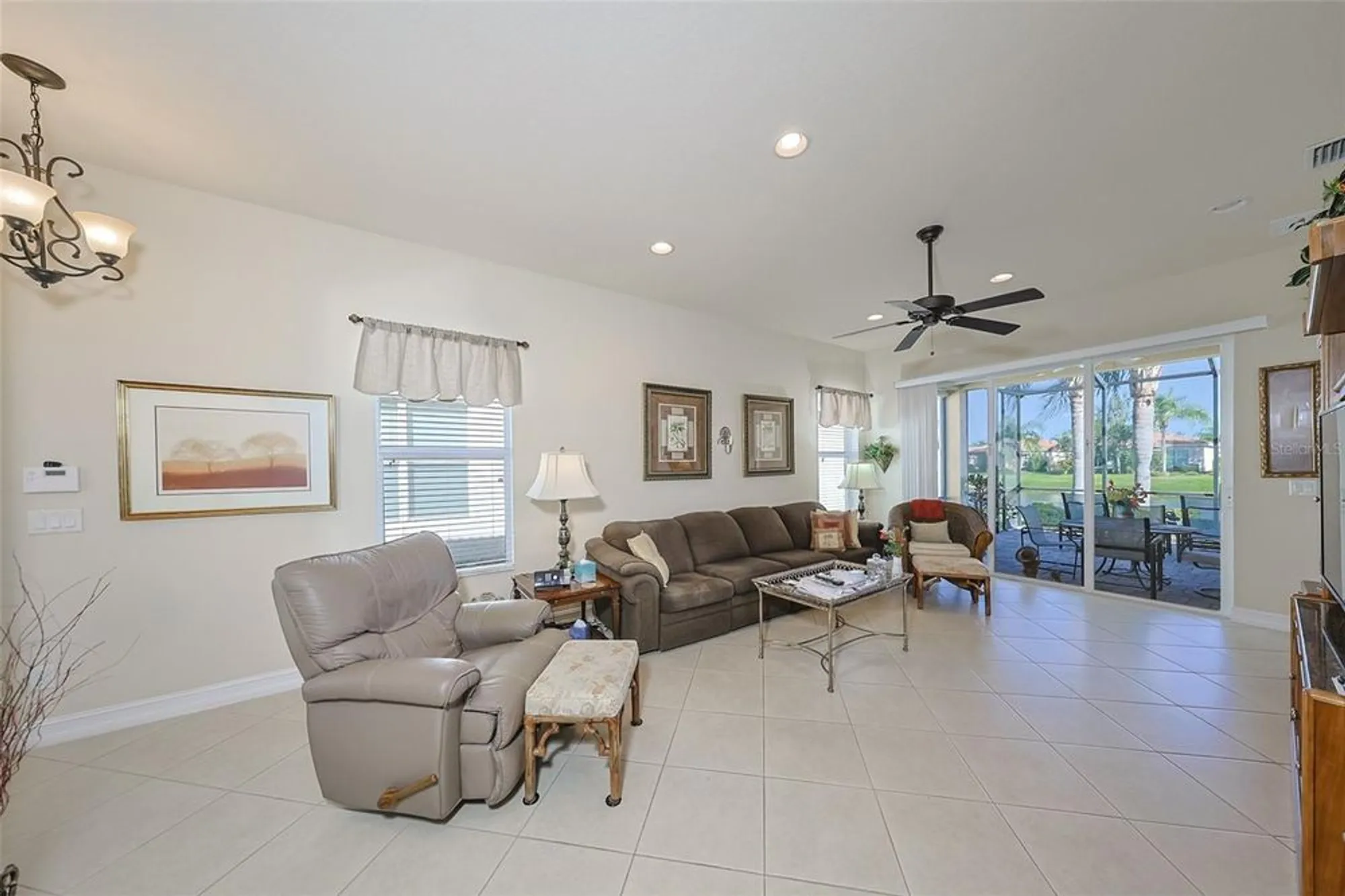 Property Slideshow image 25 of 67 | 15948 cobble mill dr, Wimauma, FL, 33598