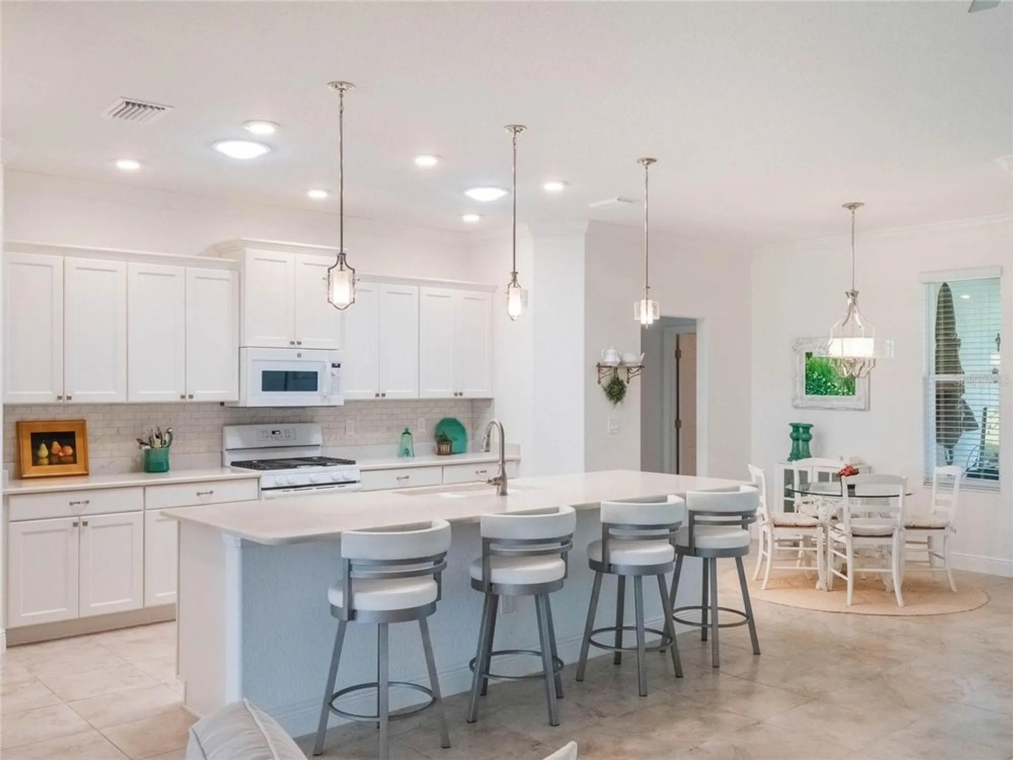 Property Slideshow image 12 of 47 | 26694 otter creek ln, Leesburg, FL, 34748