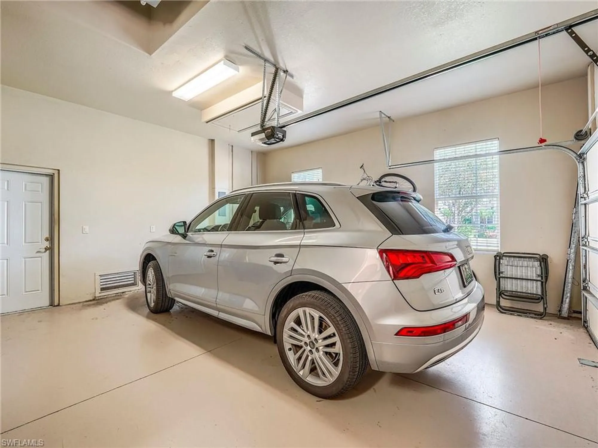 Property Slideshow image 36 of 49 | 3430 shady bnd, Fort Myers, FL, 33905