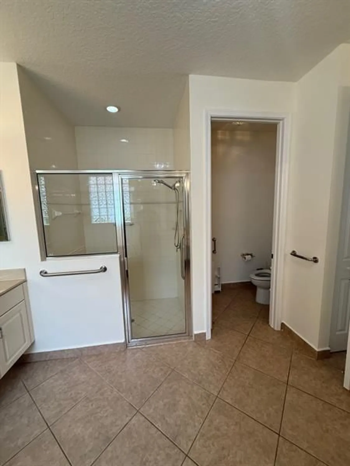 Property Slideshow image 8 of 25 | 12039 oakvista dr, Boynton Beach, FL, 33437