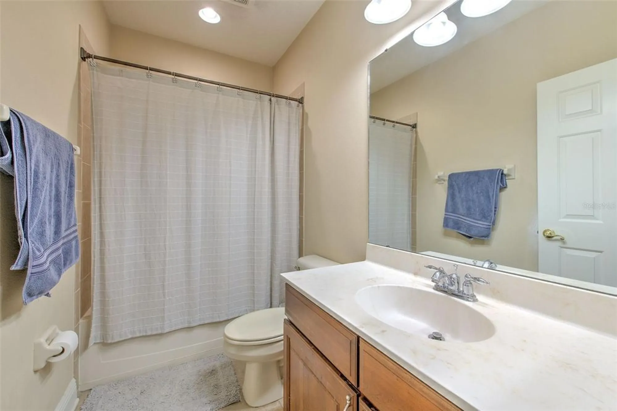 Property Slideshow image 45 of 69 | 406 manns harbor dr, Apollo Beach, FL, 33572
