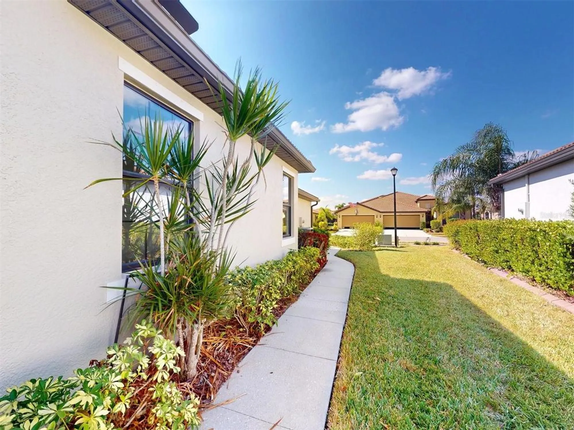 Property Slideshow image 7 of 85 | 2430 daisy dr, North Port, FL, 34289