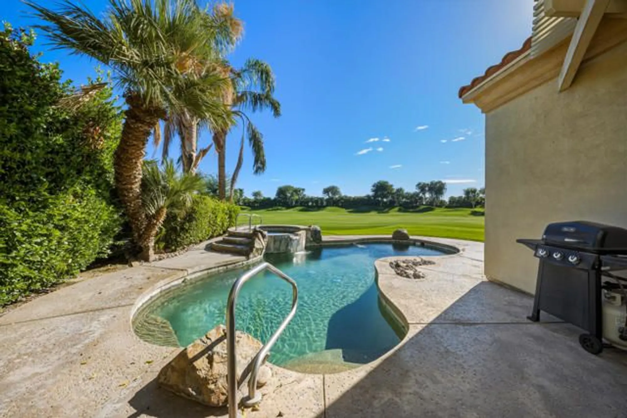 Property Slideshow image 24 of 39 | 44382 royal lytham dr, Indio, CA, 92201