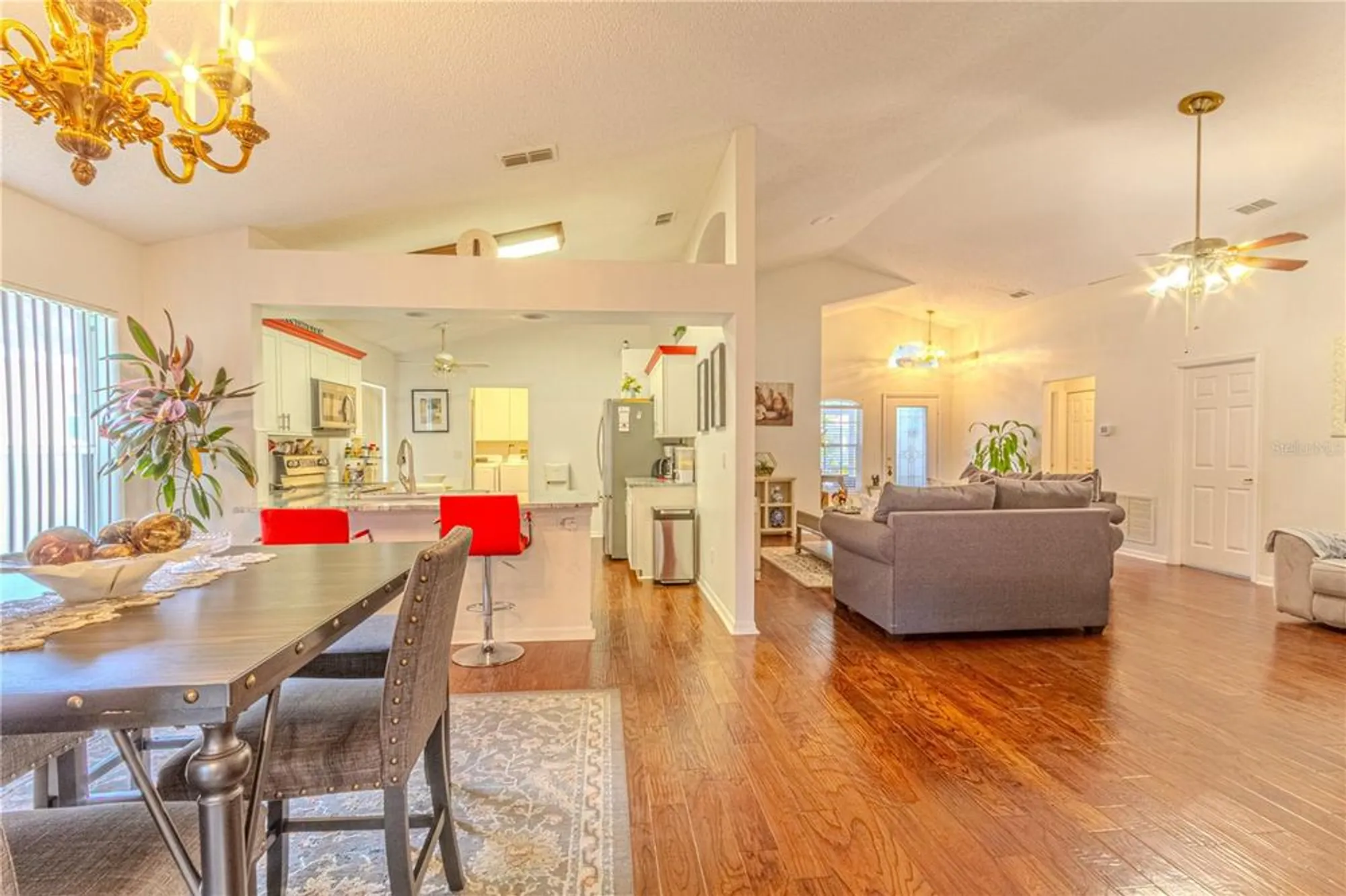 Property Slideshow image 19 of 27 | 3713 doune way, Clermont, FL, 34711