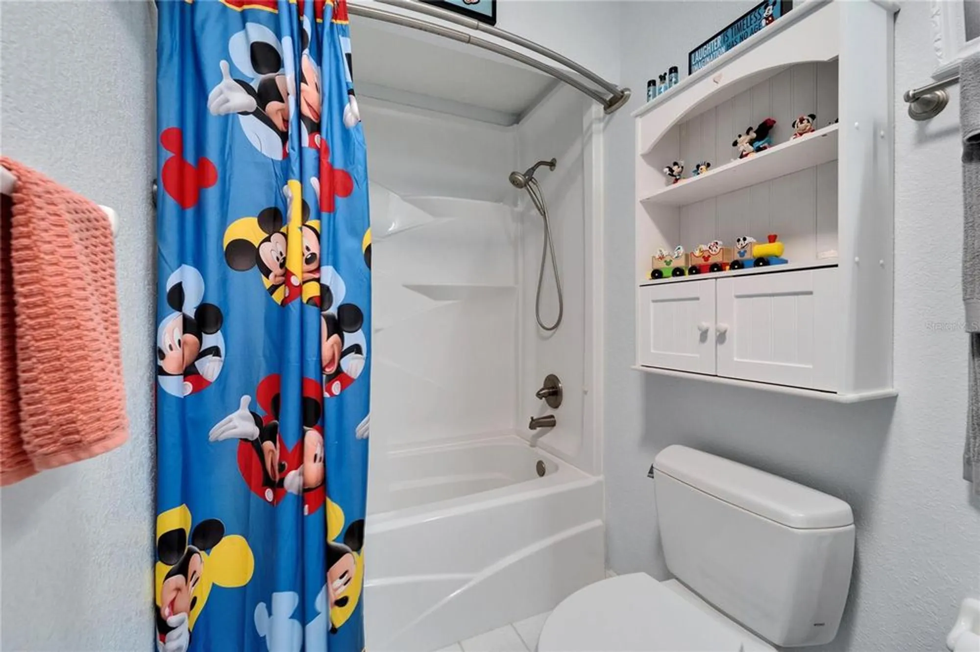 Property Slideshow image 49 of 90 | 6059 condor dr, Lakeland, FL, 33809