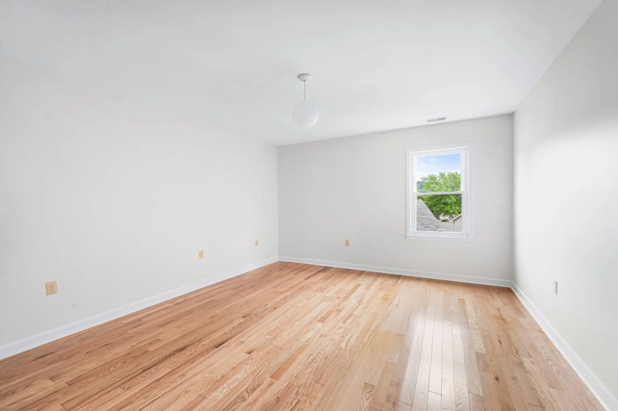 Property Slideshow image 26 of 41 | 421 siena dr, Nashville, TN, 37205