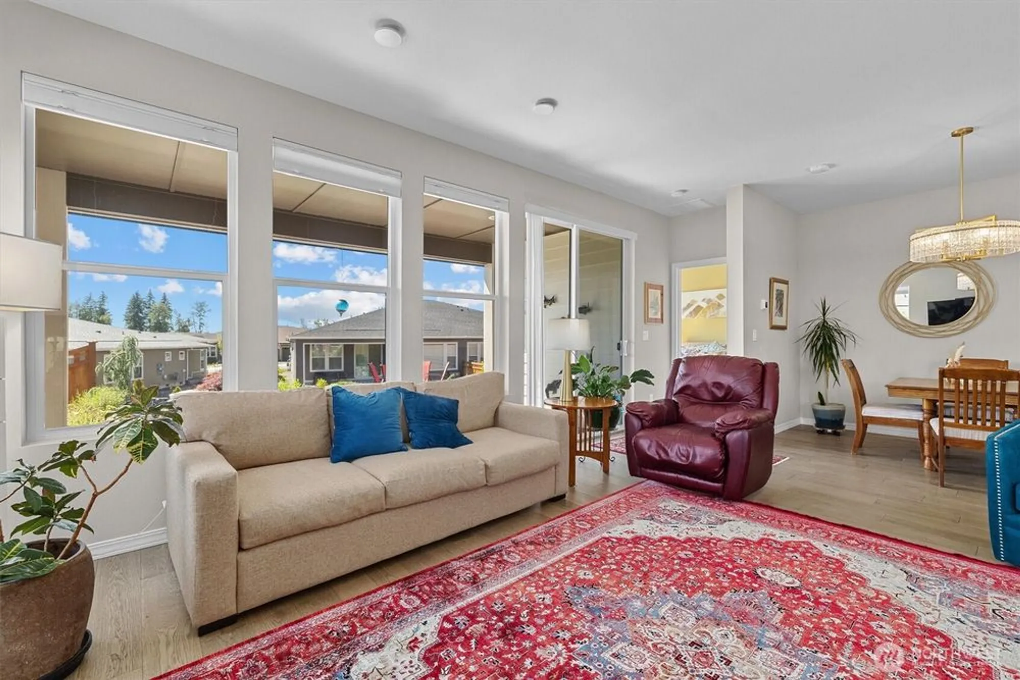 Property Slideshow image 20 of 35 | 15116 183rd ave e unit e, Bonney Lake, WA, 98391