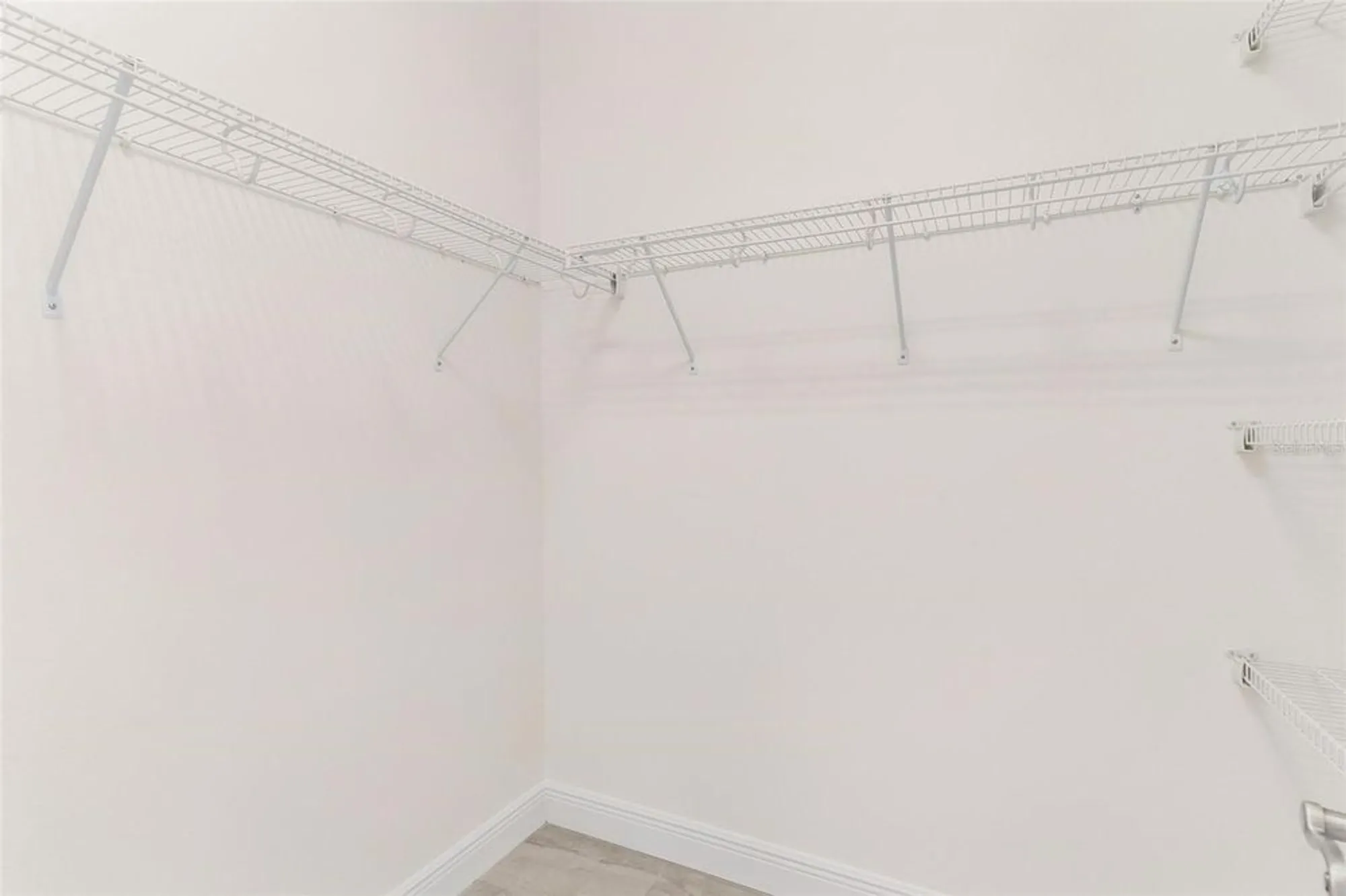 Property Slideshow image 29 of 49 | 5239 grove mnr, Lady Lake, FL, 32159