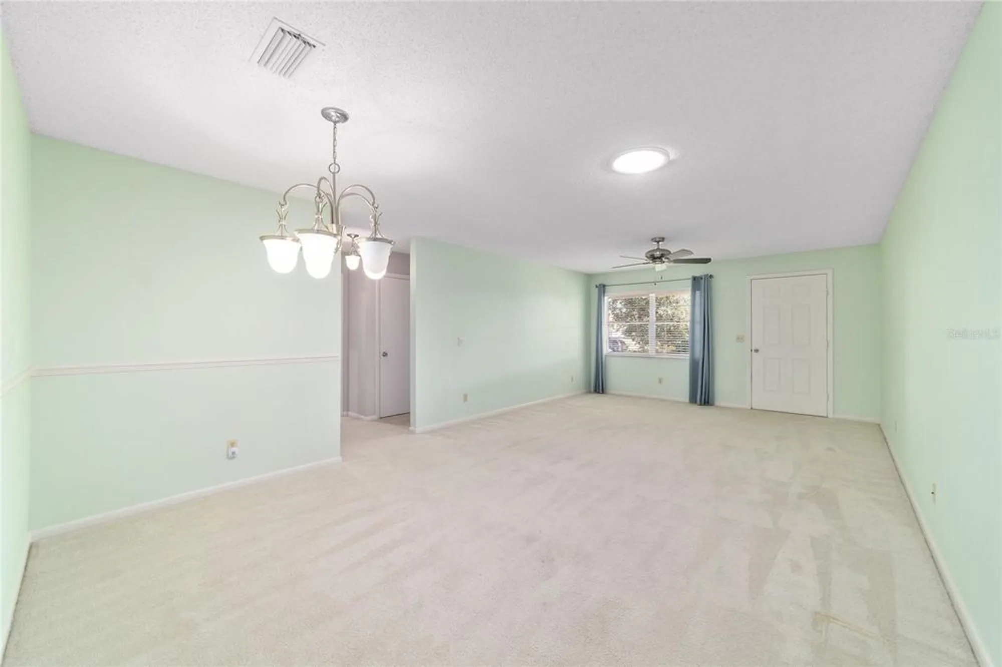 Property Slideshow image 21 of 51 | 8530 sw 90th st c, Ocala, FL, 34481