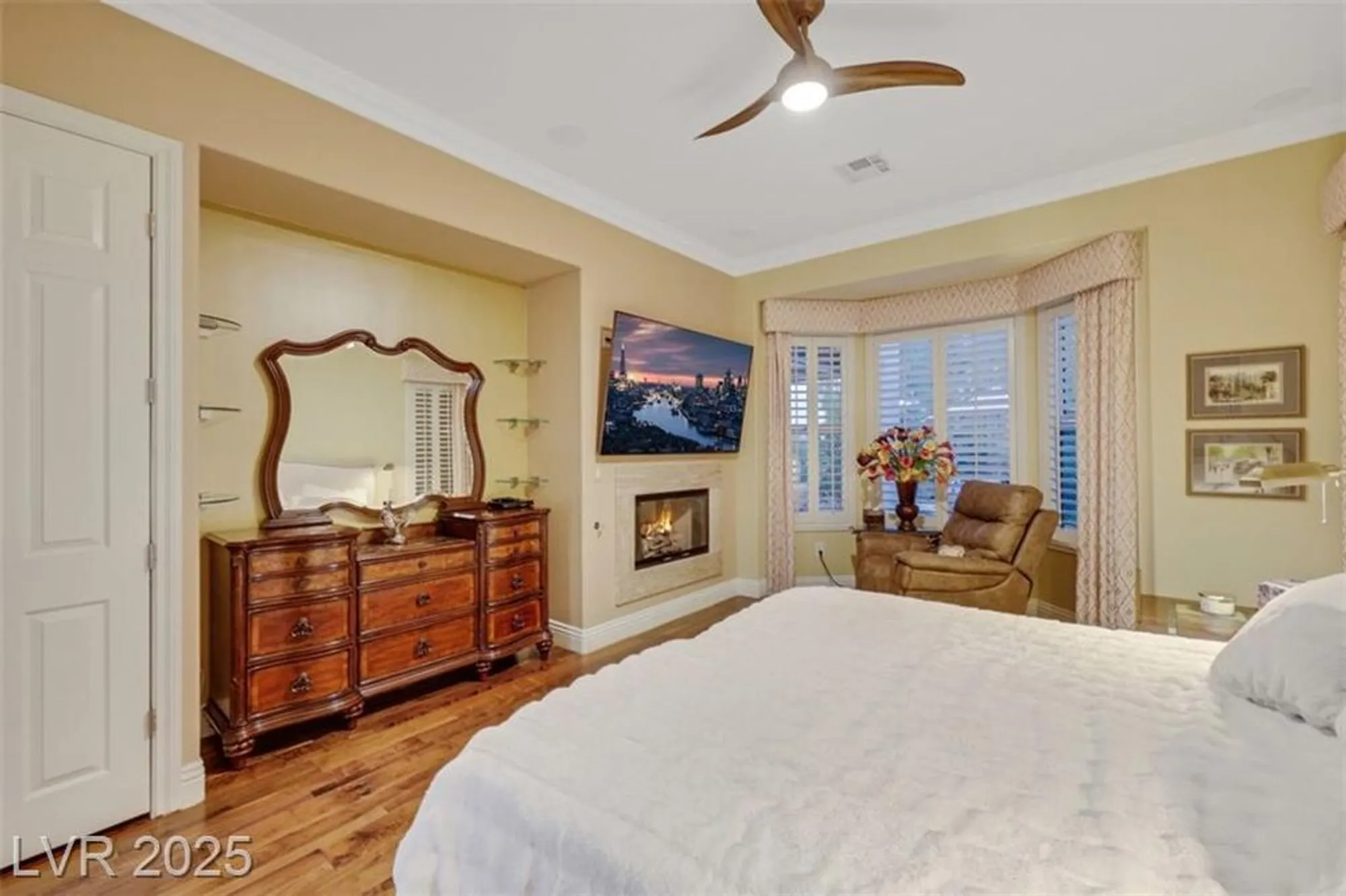 Property Slideshow image 50 of 63 | 4286 pacifico ln, Las Vegas, NV, 89135