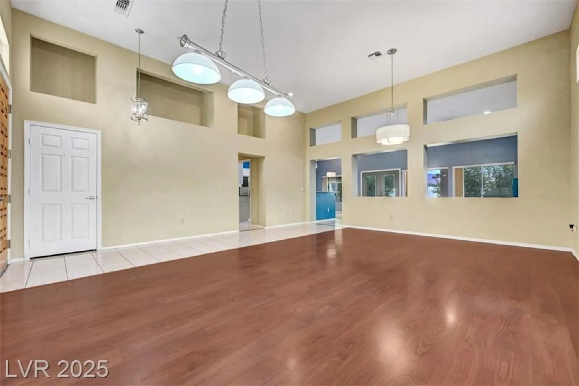 Property Slideshow image 8 of 54 | 3109 bangor ct, Las Vegas, NV, 89134