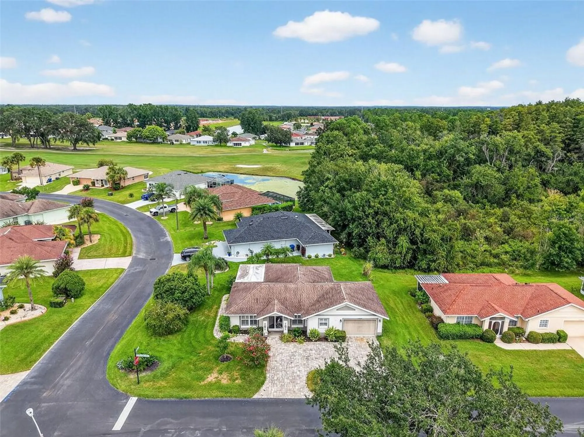 Property Slideshow image 6 of 55 | 29307 schinnecock hills ln, San Antonio, FL, 33576
