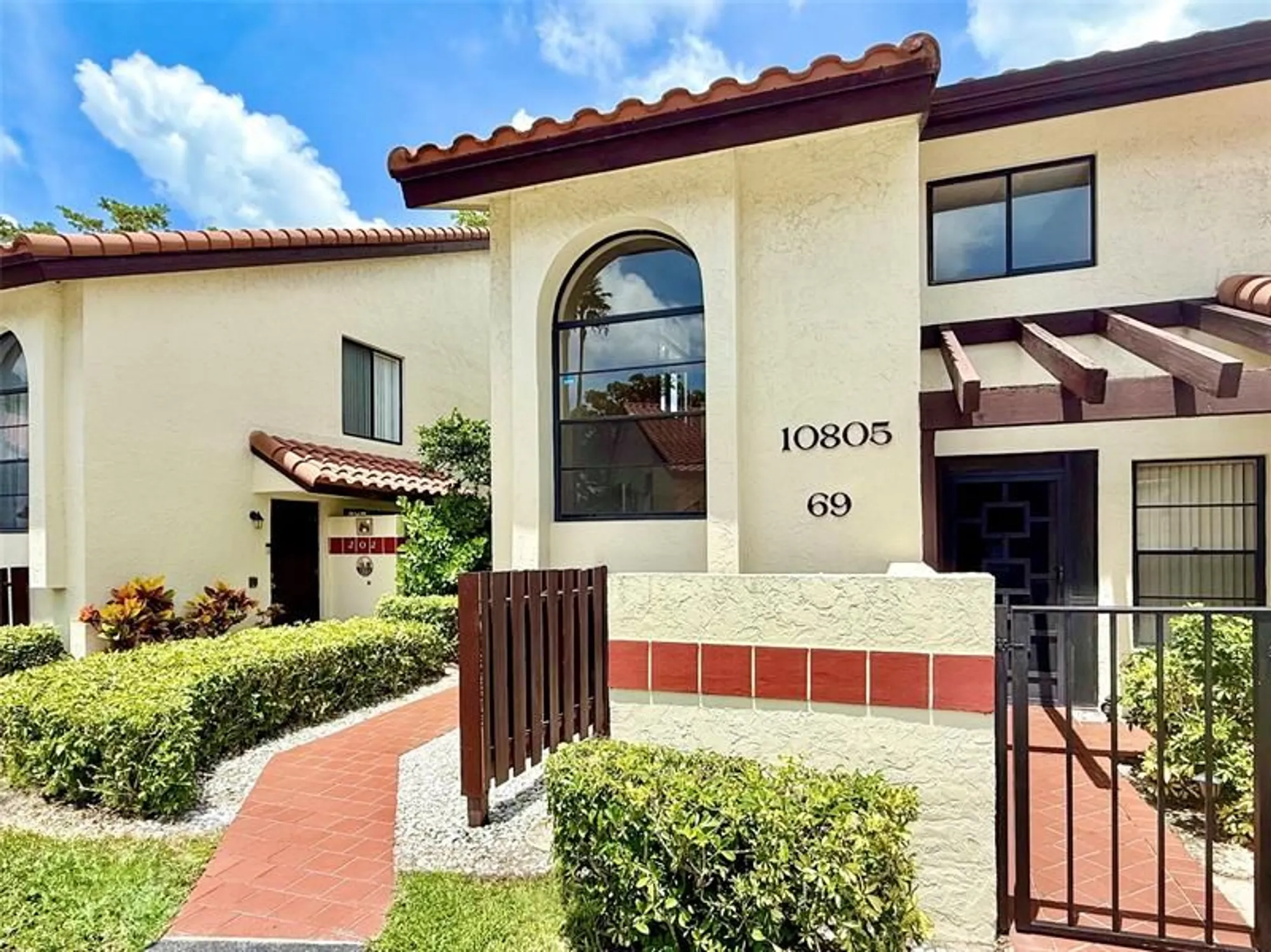 Property Slideshow image 42 of 62 | 10805 bahama palm way apt 201, Boynton Beach, FL, 33437