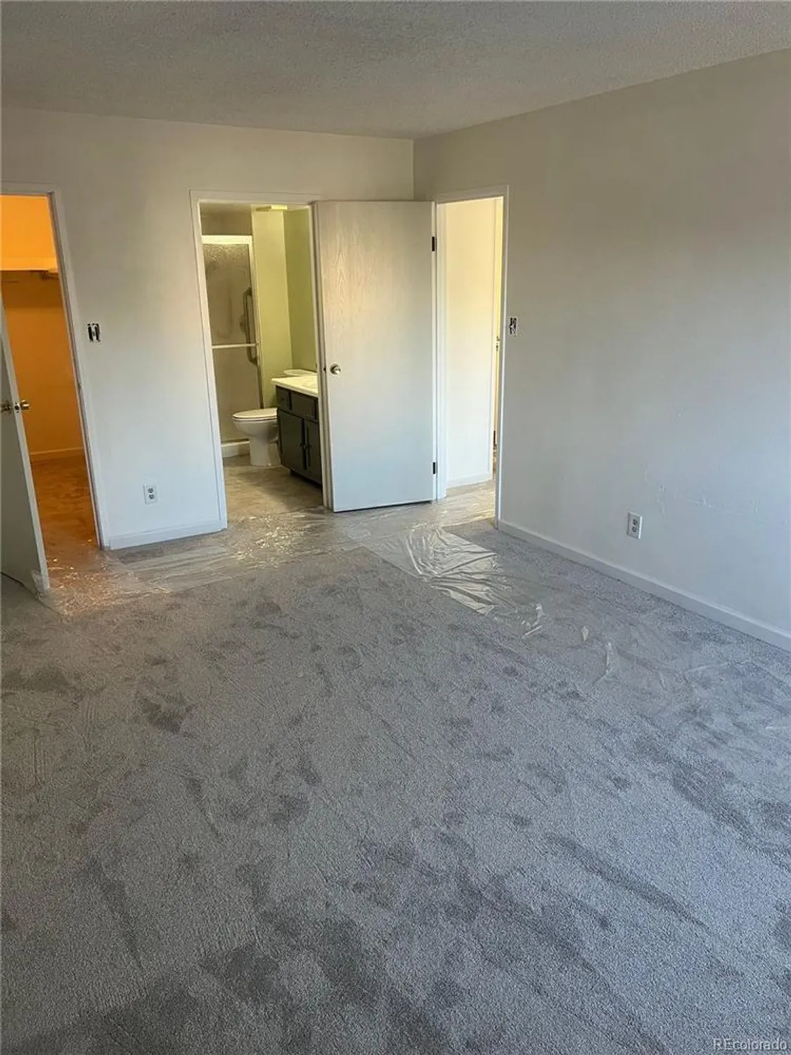 Property Slideshow image 15 of 19 | 13992 e marina dr 303, Aurora, CO, 80014