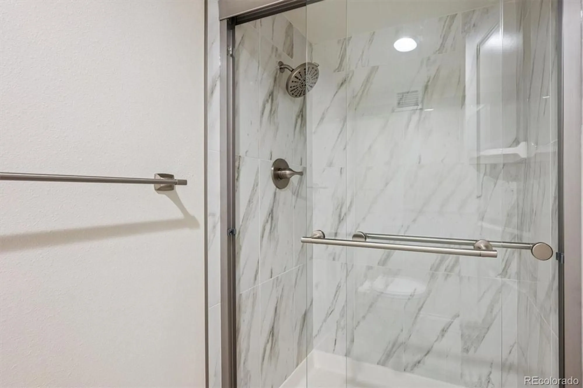 Property Slideshow image 17 of 30 | 14050 e linvale pl apt 312, Aurora, CO, 80014