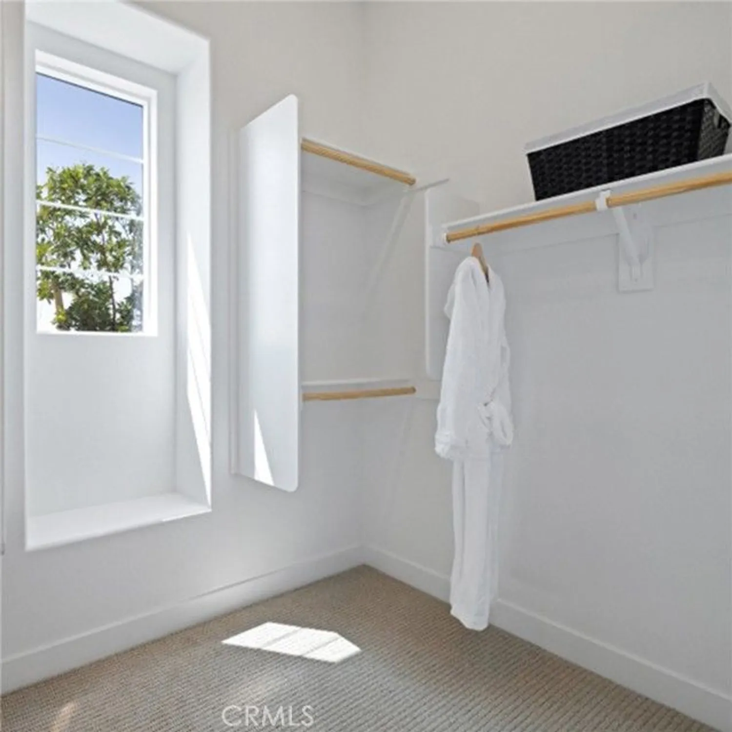 Property Slideshow image 15 of 25 | 24507 villa la sombrilla, Valencia, CA, 91354