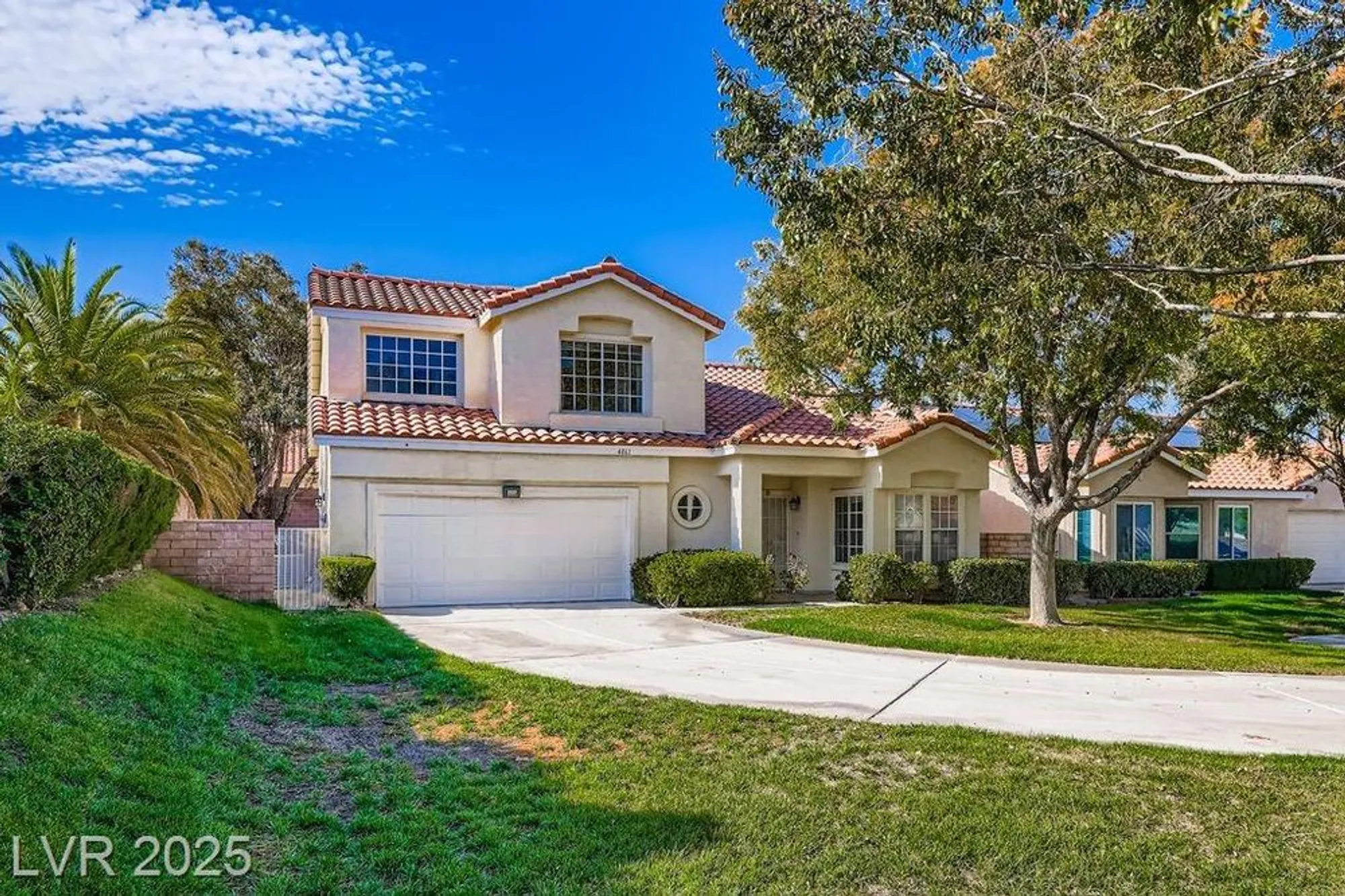 Property Slideshow image 3 of 32 | 4861 alido dr, Las Vegas, NV, 89147