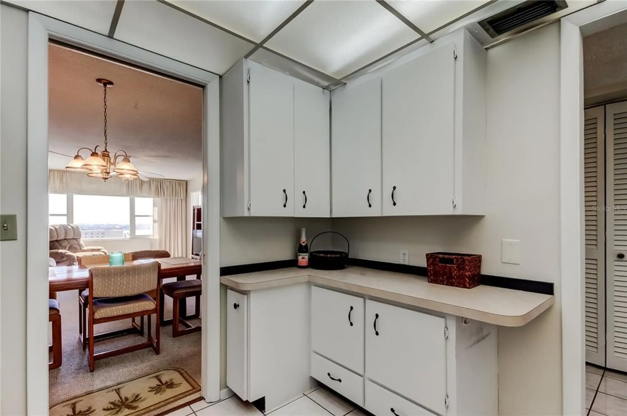 Property Slideshow image 10 of 45 | 4775 cove cir apt 1008, St Petersburg, FL, 33708