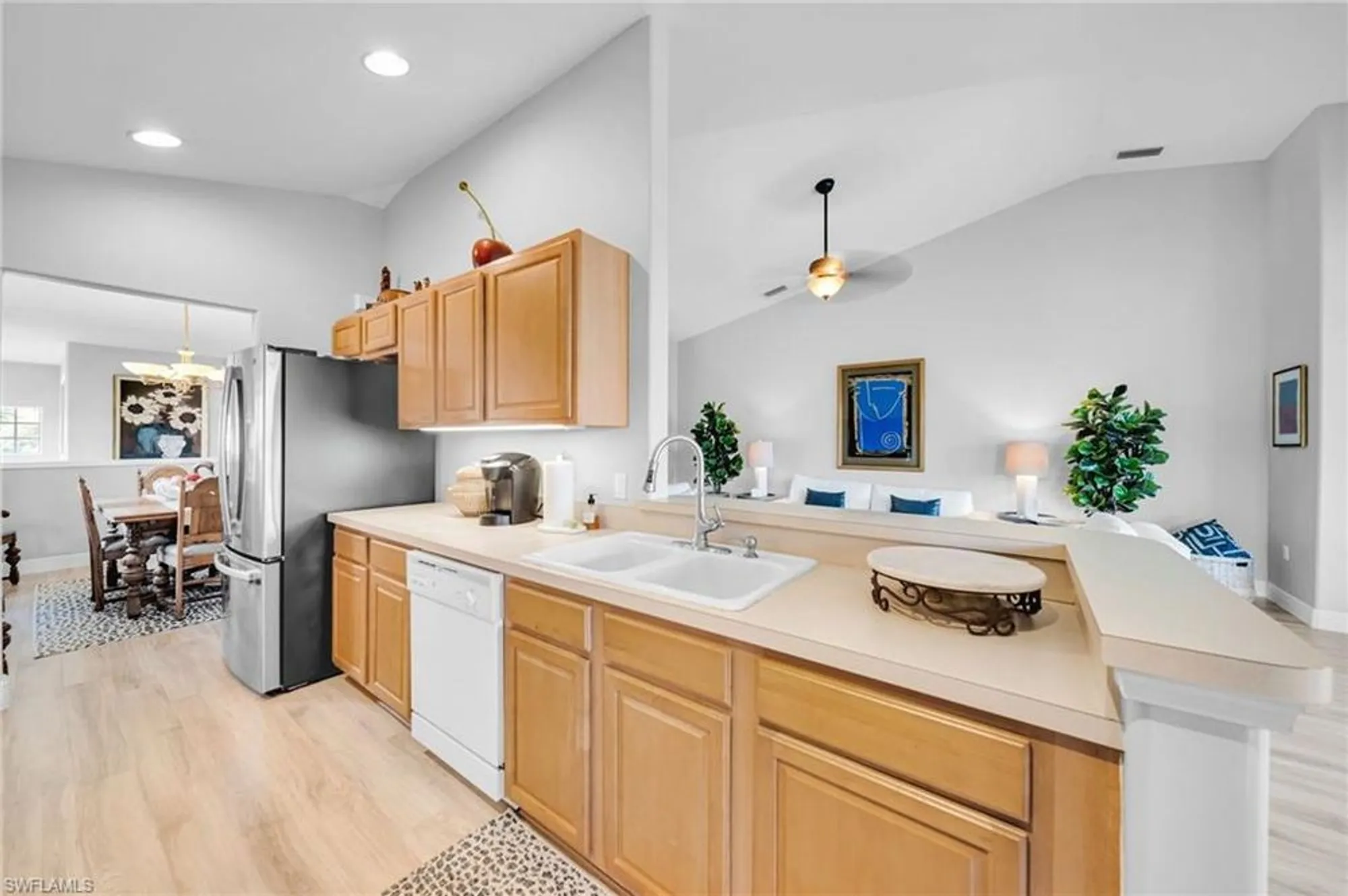 Property Slideshow image 9 of 35 | 9636 hemingway ln 4201, Fort Myers, FL, 33913