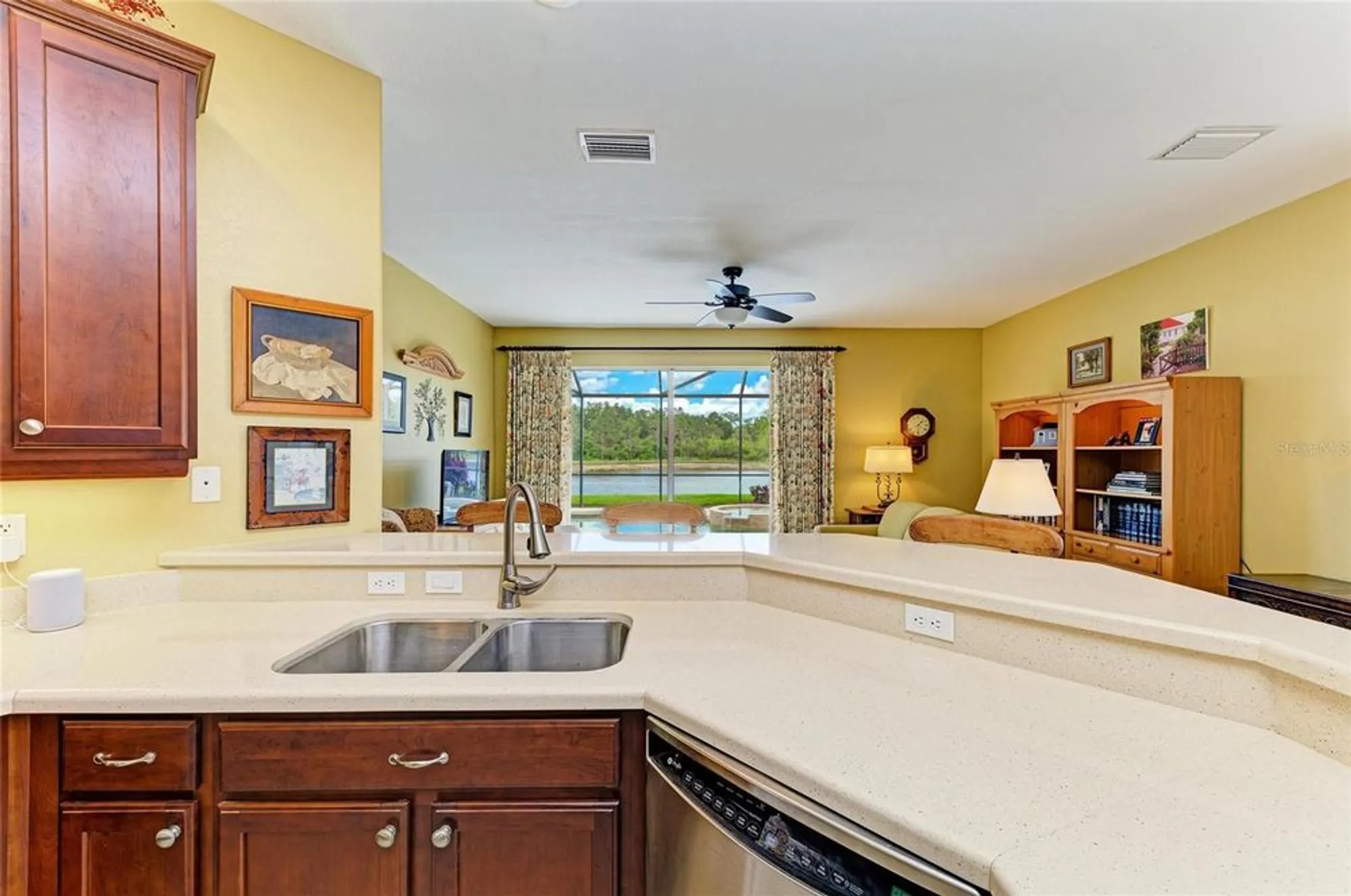 Property Slideshow image 30 of 89 | 235 river enclave ct, Bradenton, FL, 34212