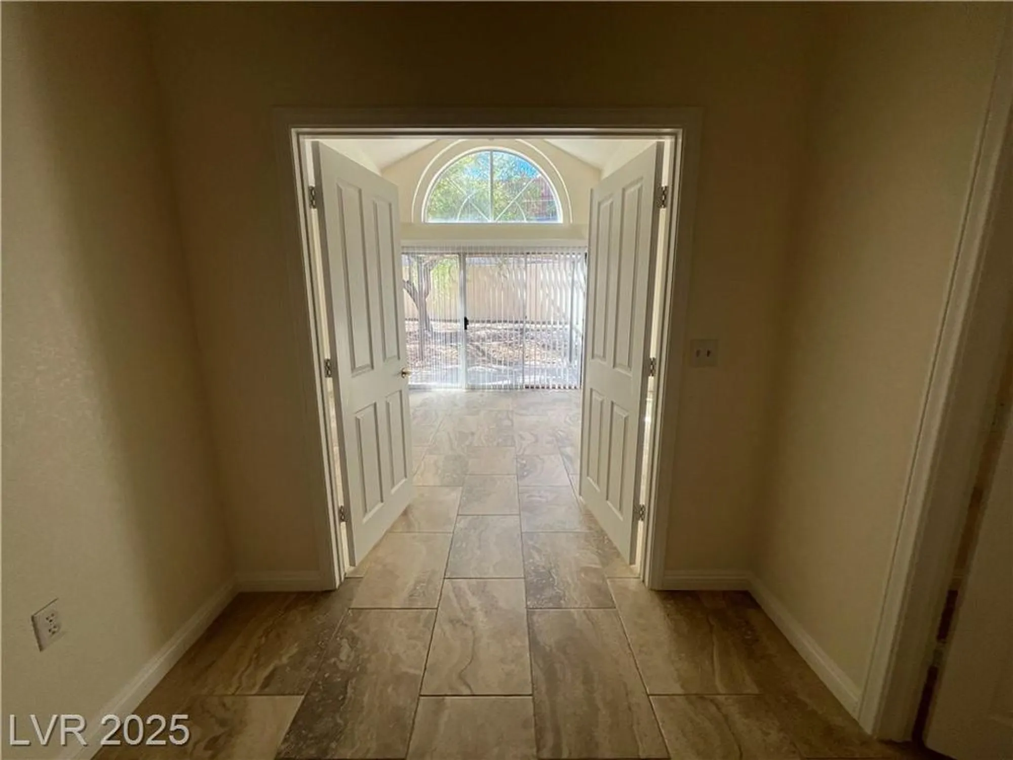 Property Slideshow image 12 of 55 | 429 mill hollow rd, Las Vegas, NV, 89107