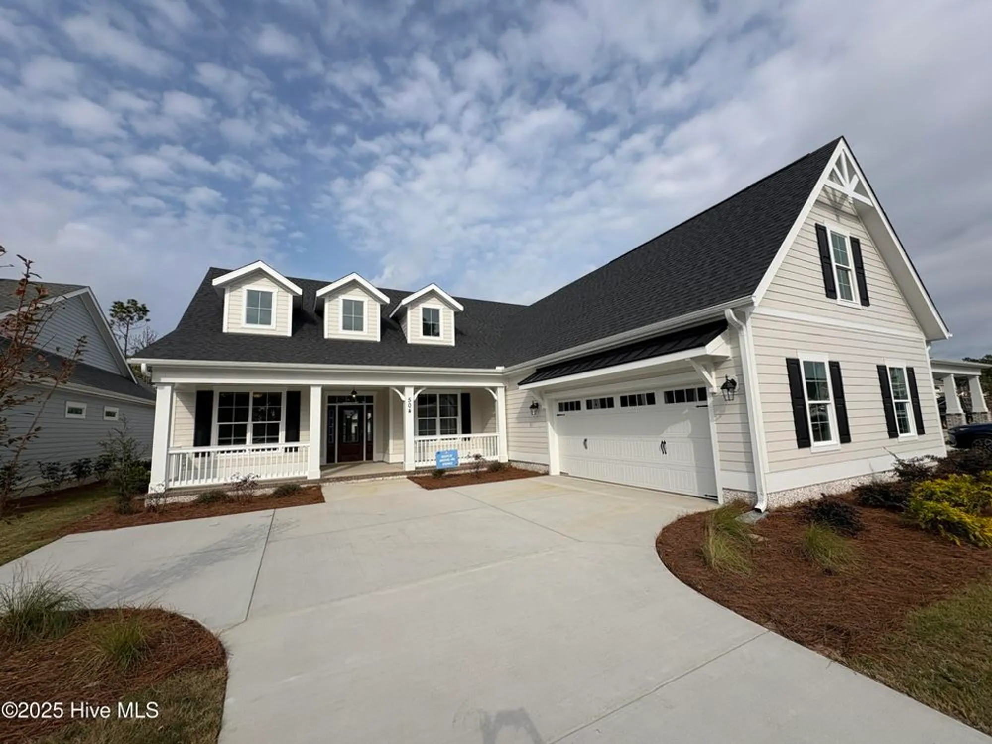 Property Slideshow image 2 of 60 | 504 sancai run, Wilmington, NC, 28412
