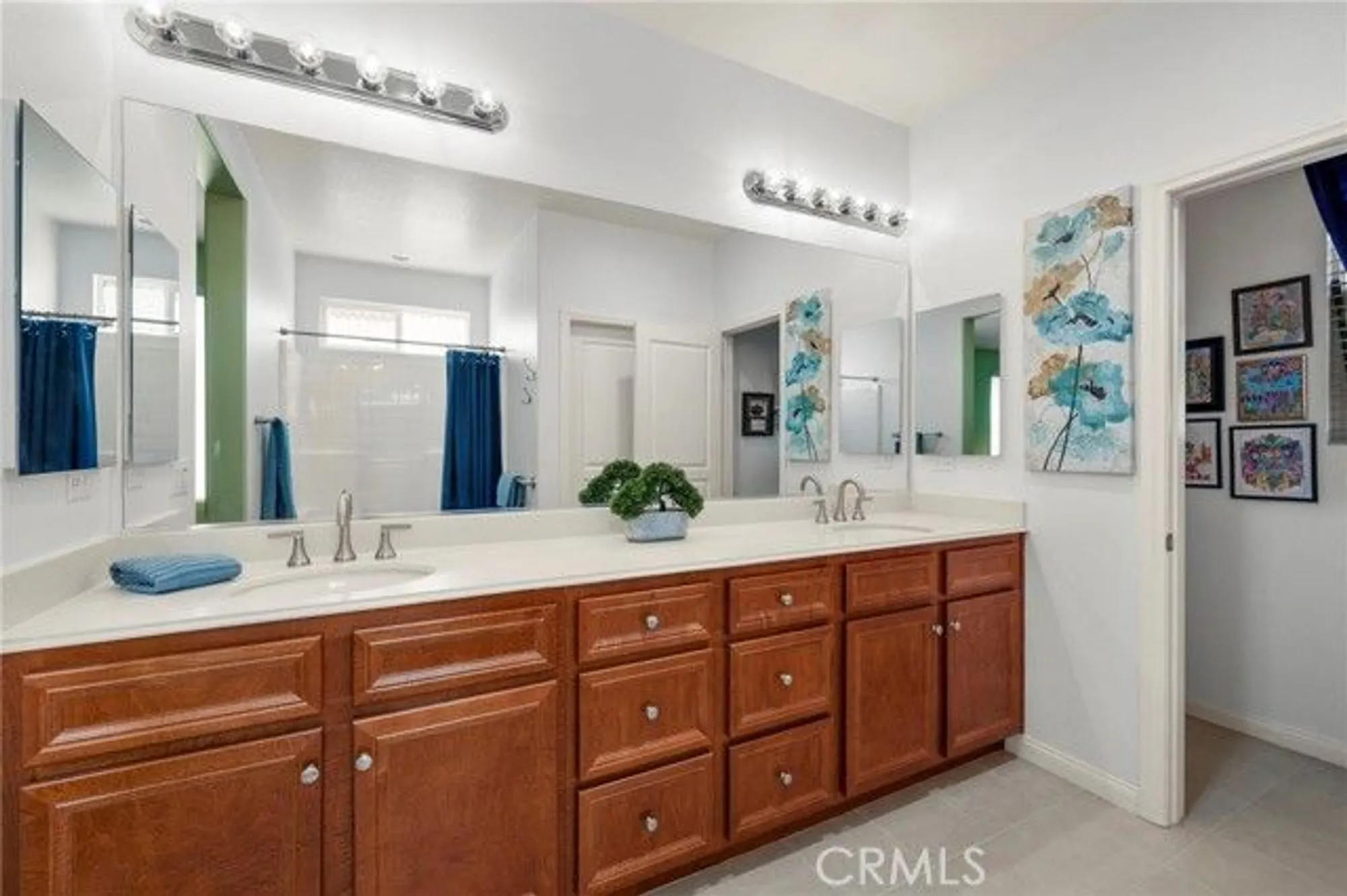 Property Slideshow image 10 of 62 | 126 thistle crk, Beaumont, CA, 92223