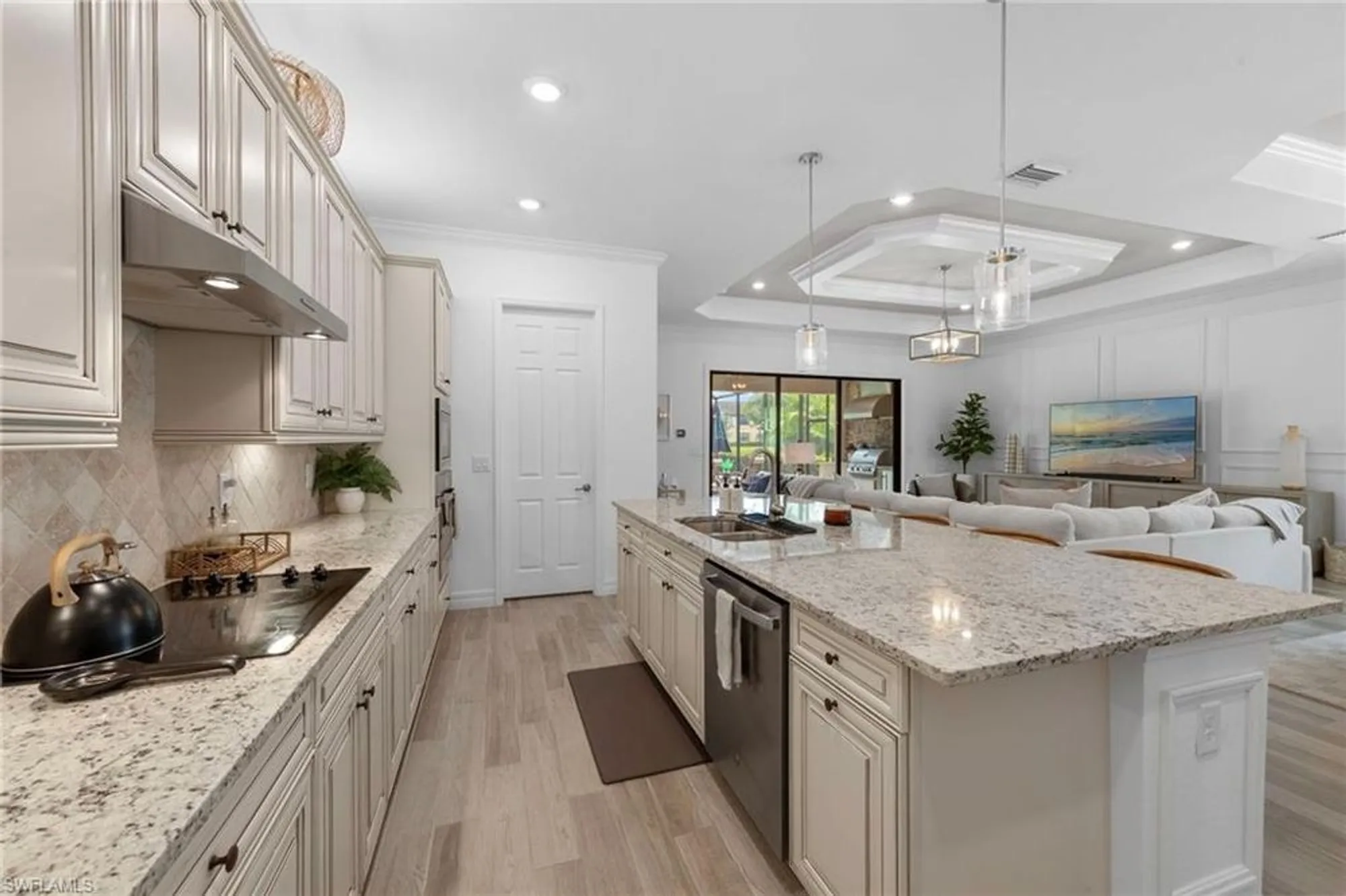 Property Slideshow image 13 of 49 | 28009 foxrock ct, Bonita Springs, FL, 34135