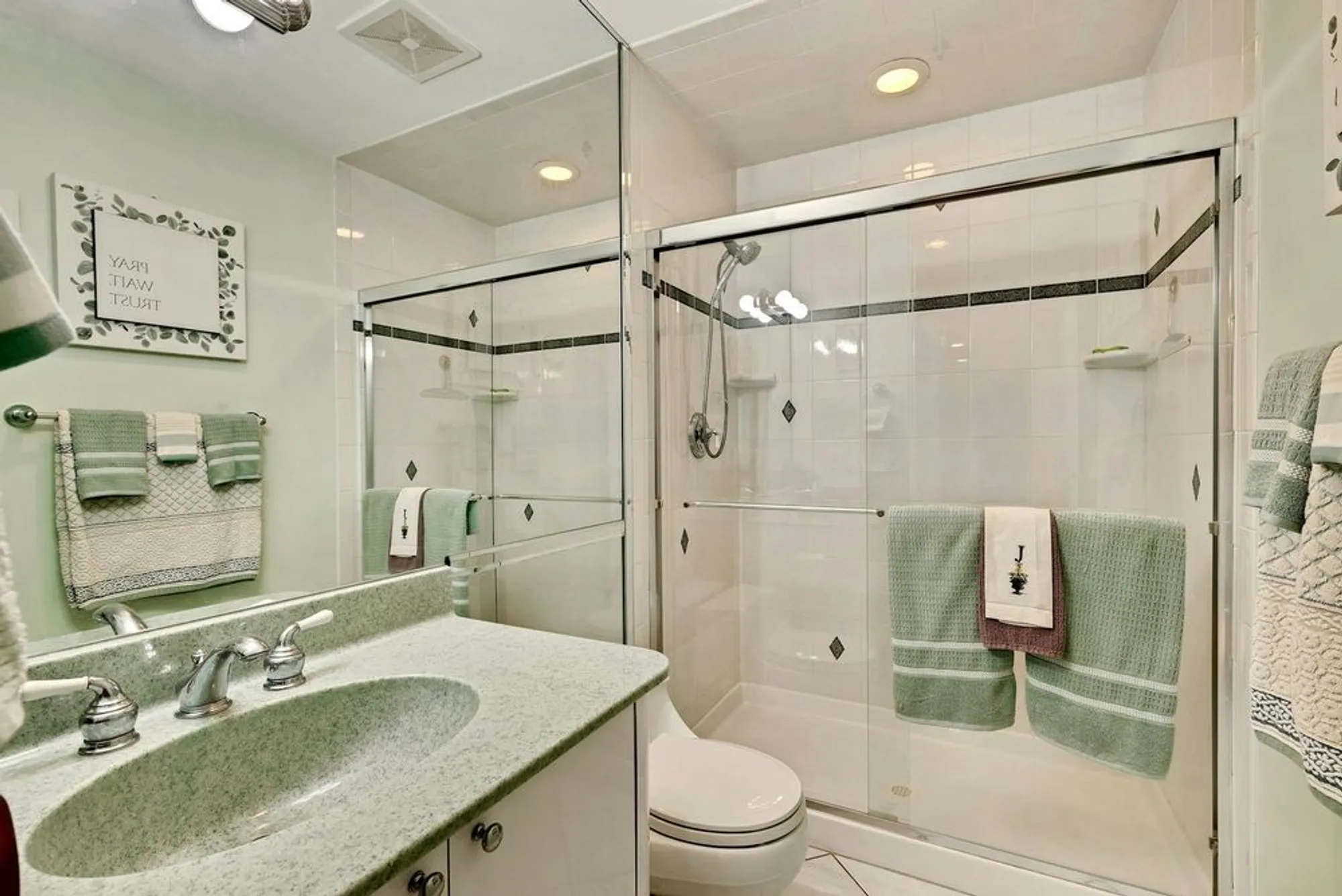 Property Slideshow image 17 of 30 | 279 dockside ct, Moriches, NY, 11955