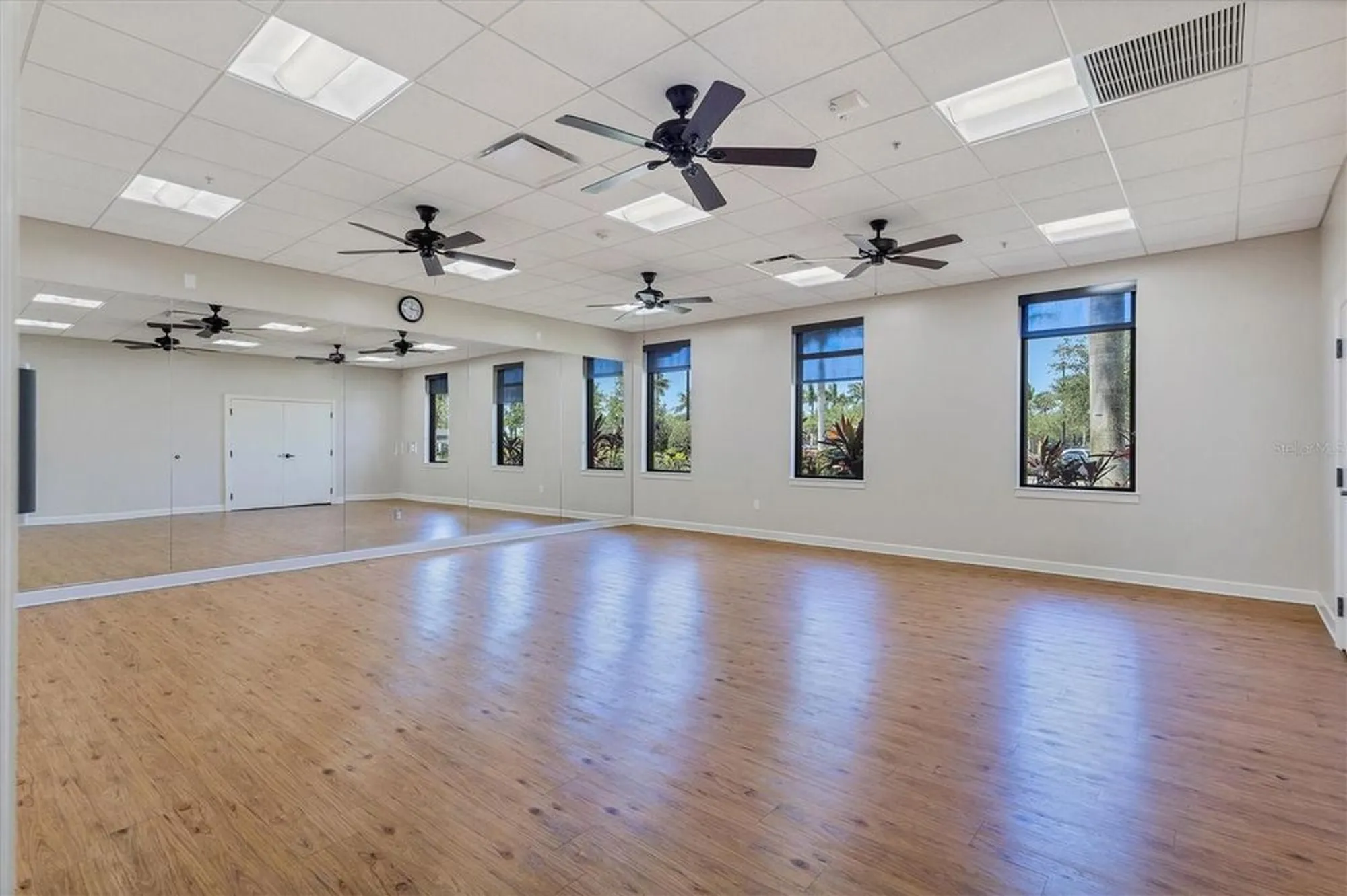 Property Slideshow image 59 of 100 | 10061 cozy grove dr, Venice, FL, 34293