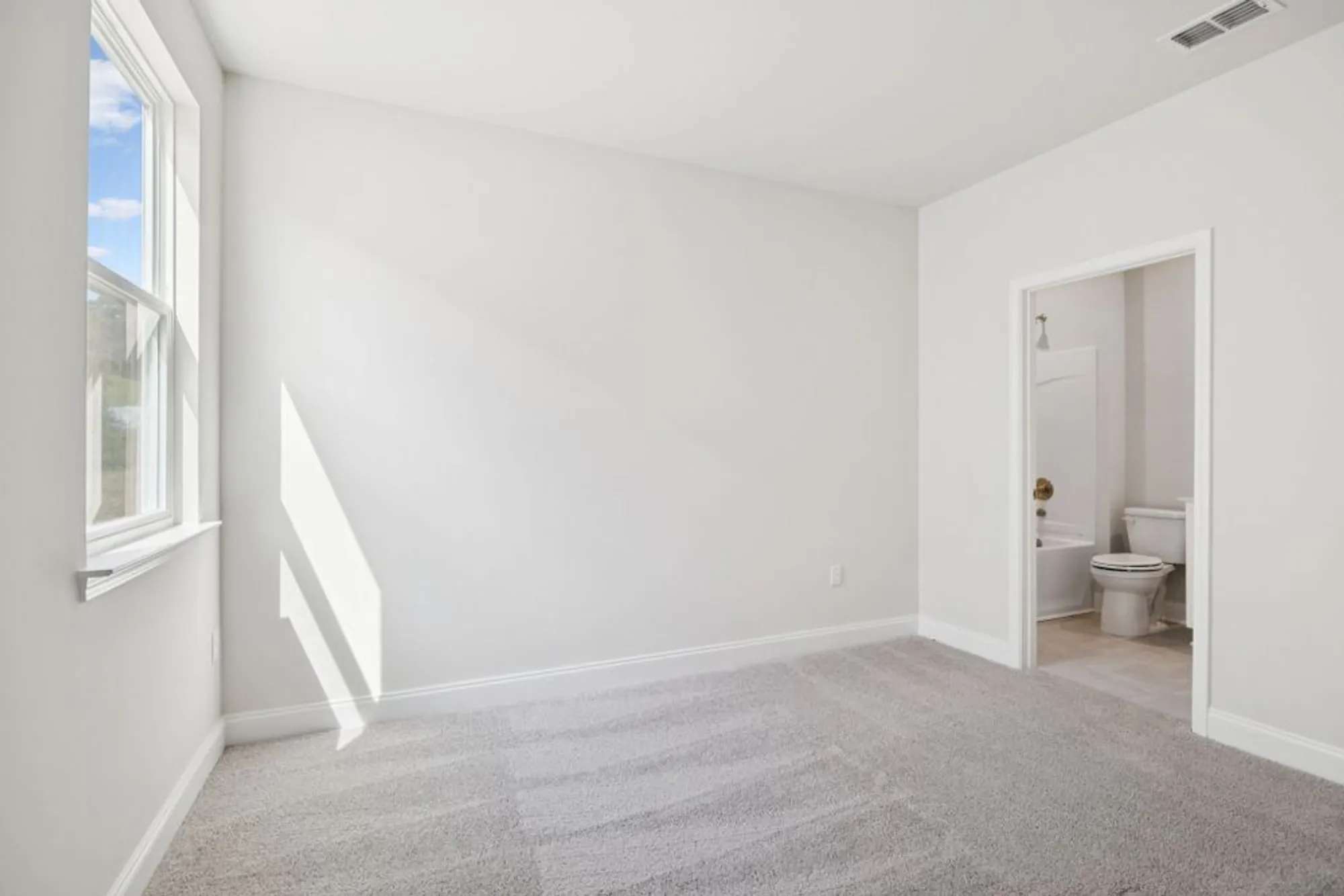 Property Slideshow image 50 of 88 | 308 stonehaus cir, Antioch, TN, 37013